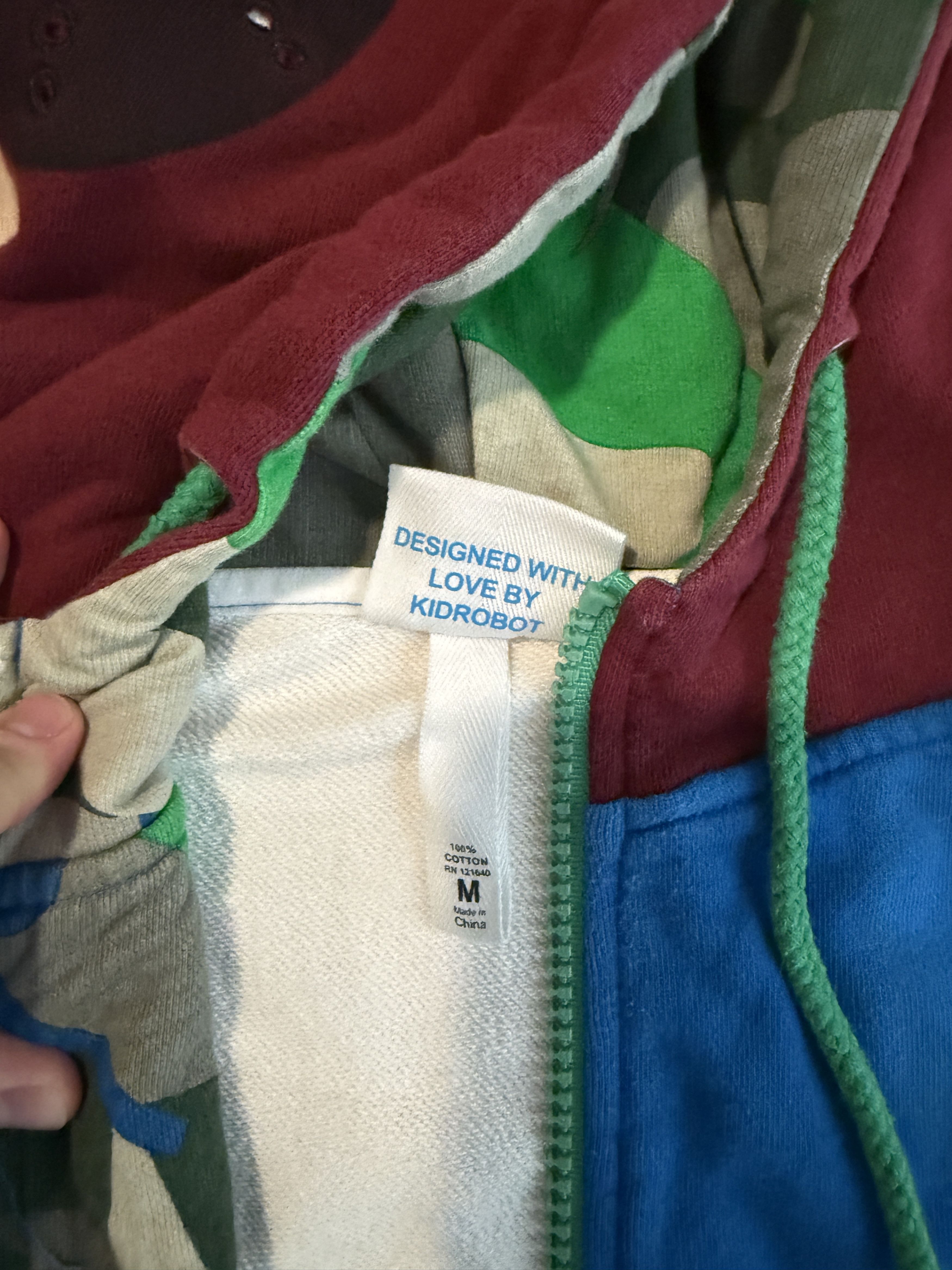 Kid Robot Hands Hoodie Size US M / EU 48-50 / 2 - 3 Thumbnail