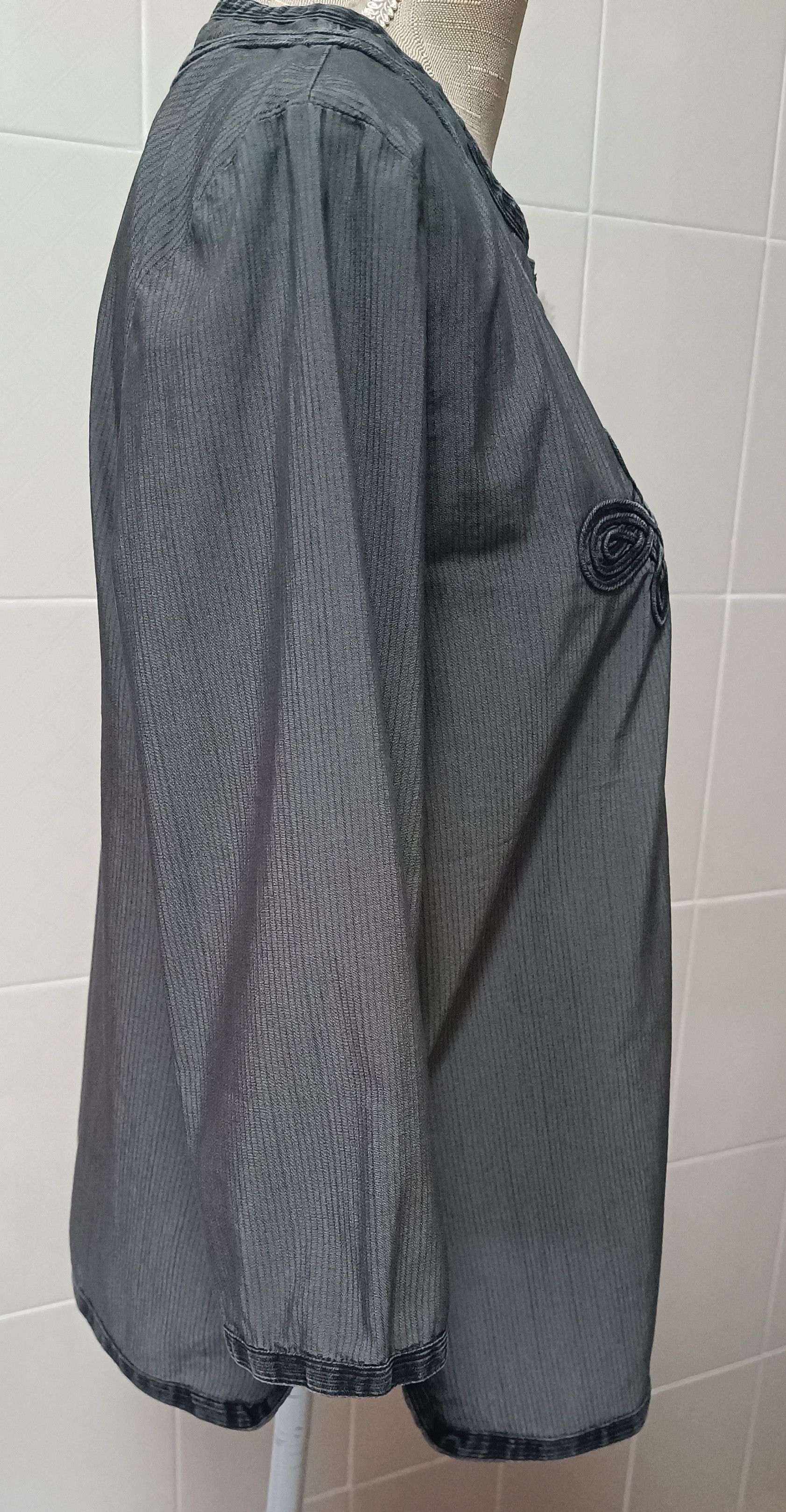 Jean Paul Gaultier Oriental-inspired embroidery gray t-shirt Size L / US 10 / IT 46 - 24 Thumbnail