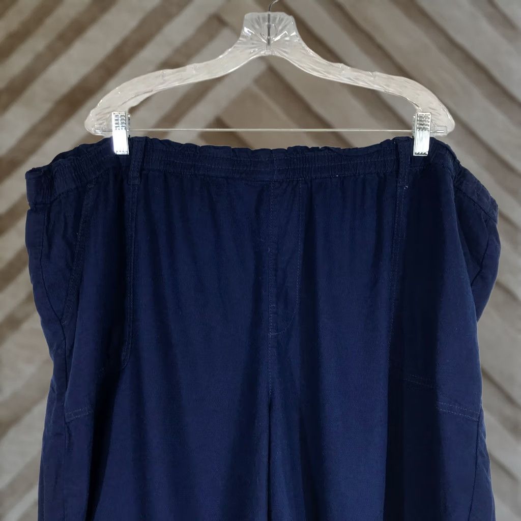 Vintage St. John's Bay Womens 3X Navy Blue Linen Blend Elastic Waist Casual Shorts Size 40" / US 18 - 1 Thumbnail