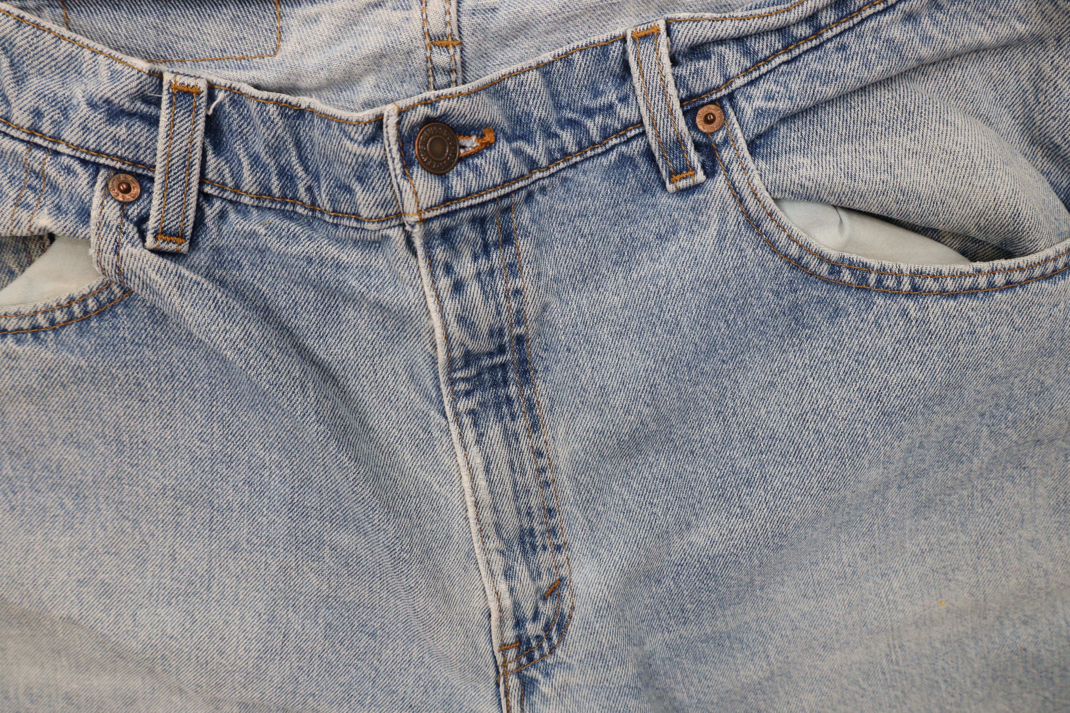 Levi's Vintage 90s Levi 560 Loose Fit Tapered Leg Jeans Blue USA Size US 36 / EU 52 - 7 Thumbnail