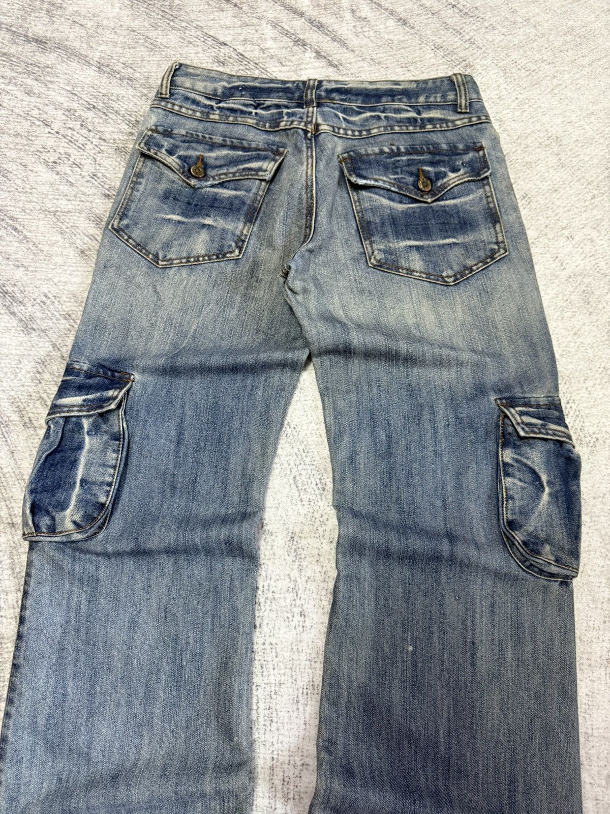 LOWBOX × Le Grande Bleu (L.G.B.) × Tete Homme Bbong San Japan Asymmetrical Cargo Pocket Flared Jeans Size US 30 / EU 46 - 13 Thumbnail