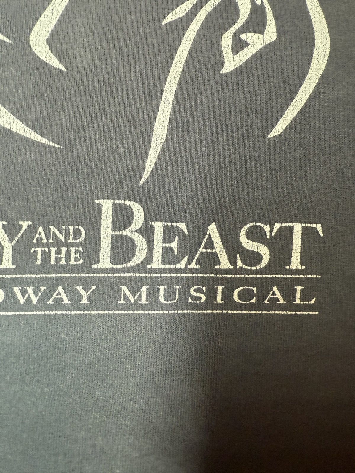 Vintage Vintage Beauty and the Beast broadway Shirt Size US M / EU 48-50 / 2 - 9 Thumbnail