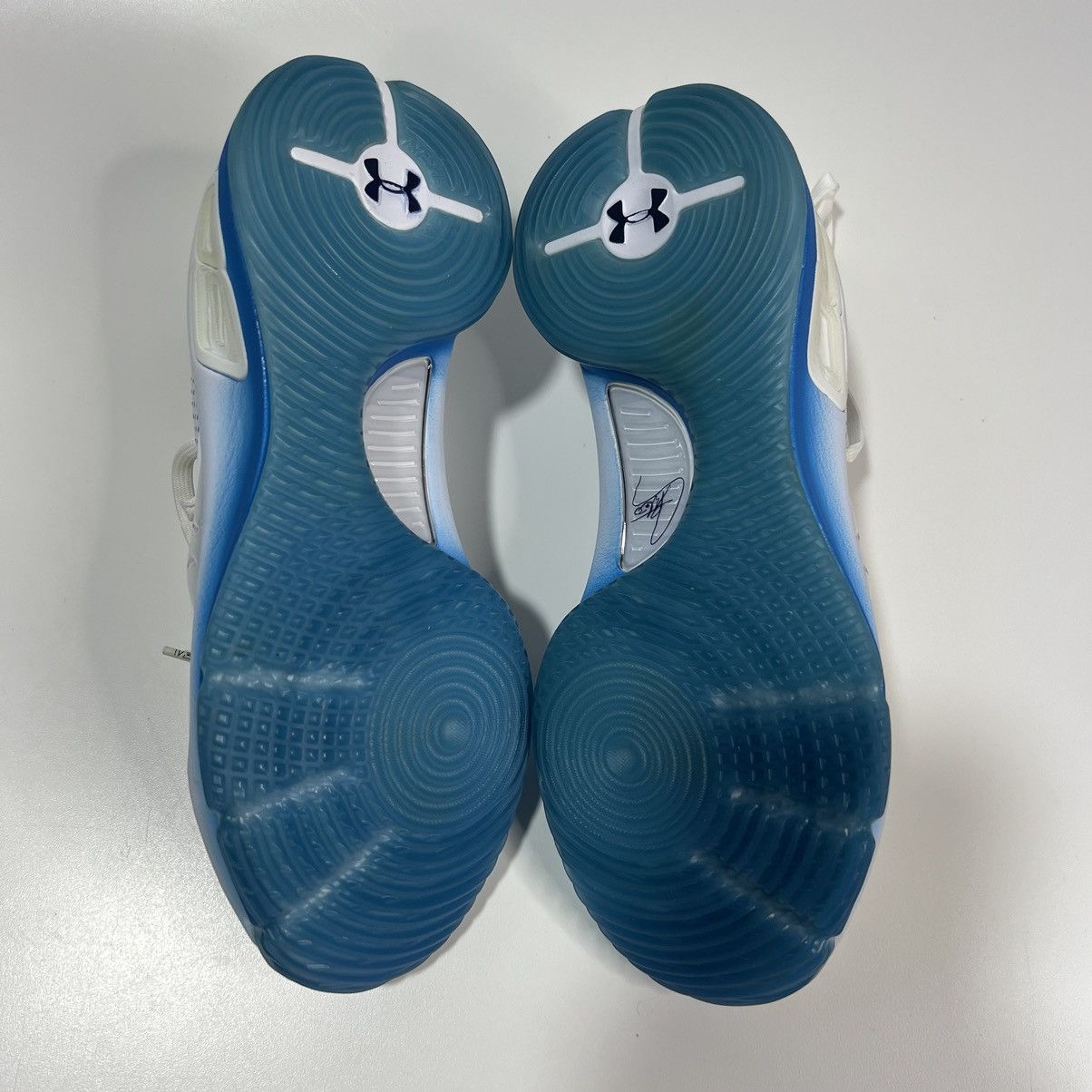 Under Armour Rare 2017 Under Armour Curry 4 Low PE White Blue SAMPLE - Size US 8.5 / EU 41-42 - 5 Thumbnail
