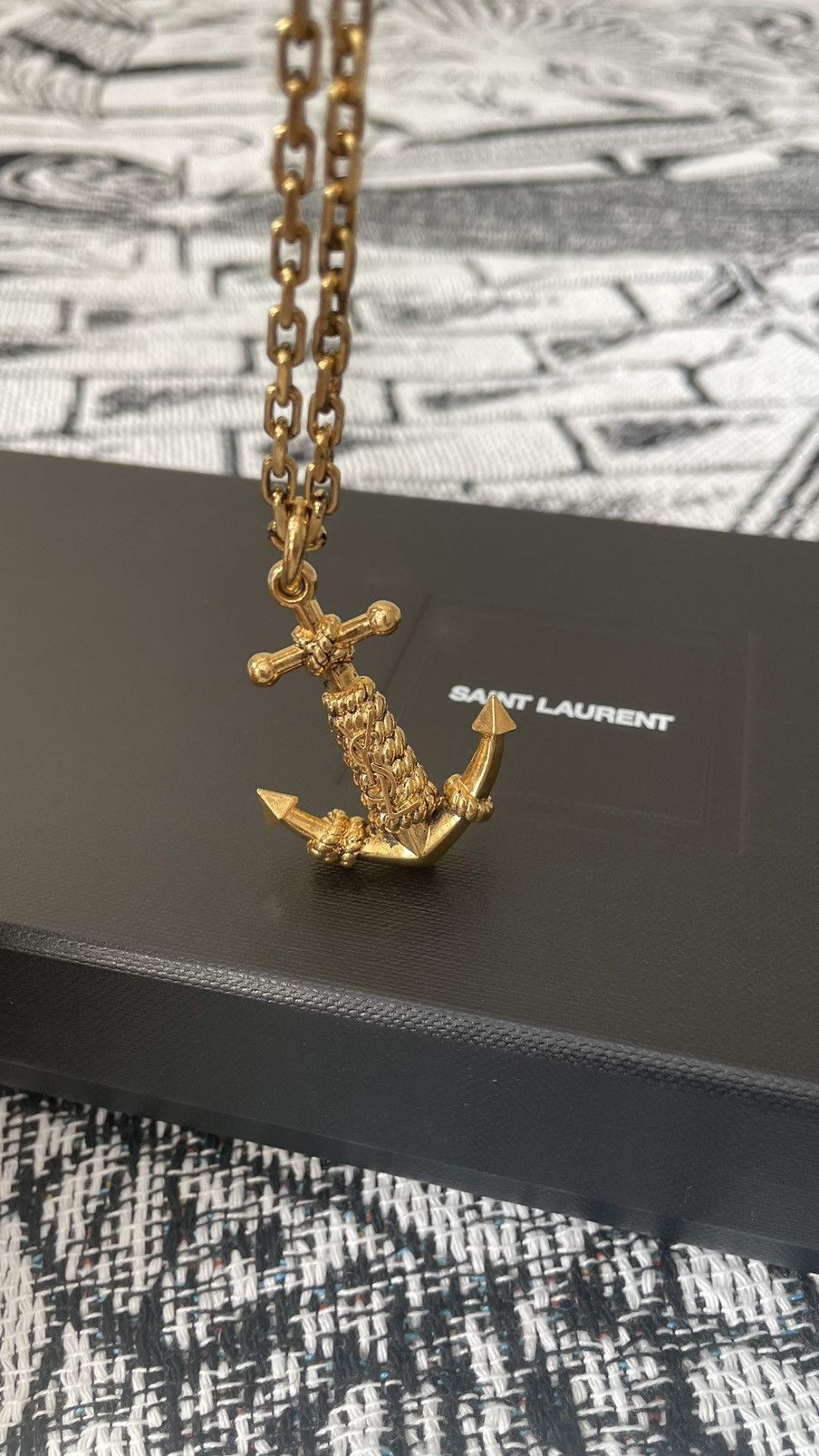 Saint Laurent Paris COLLIER PENDENTIF ANCRE CHARM BRASS Size ONE SIZE - 5 Thumbnail