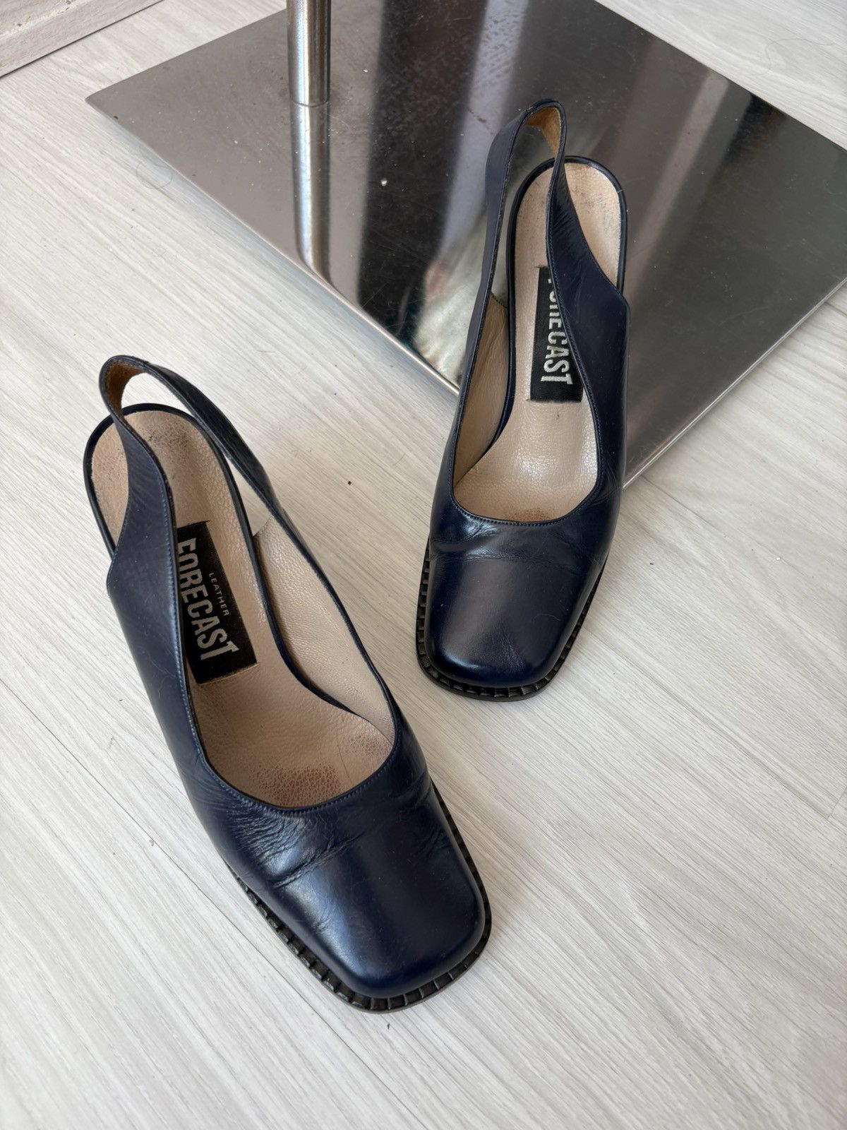 Vintage Forecast leather heels Size US 7 / IT 37 - 5 Thumbnail