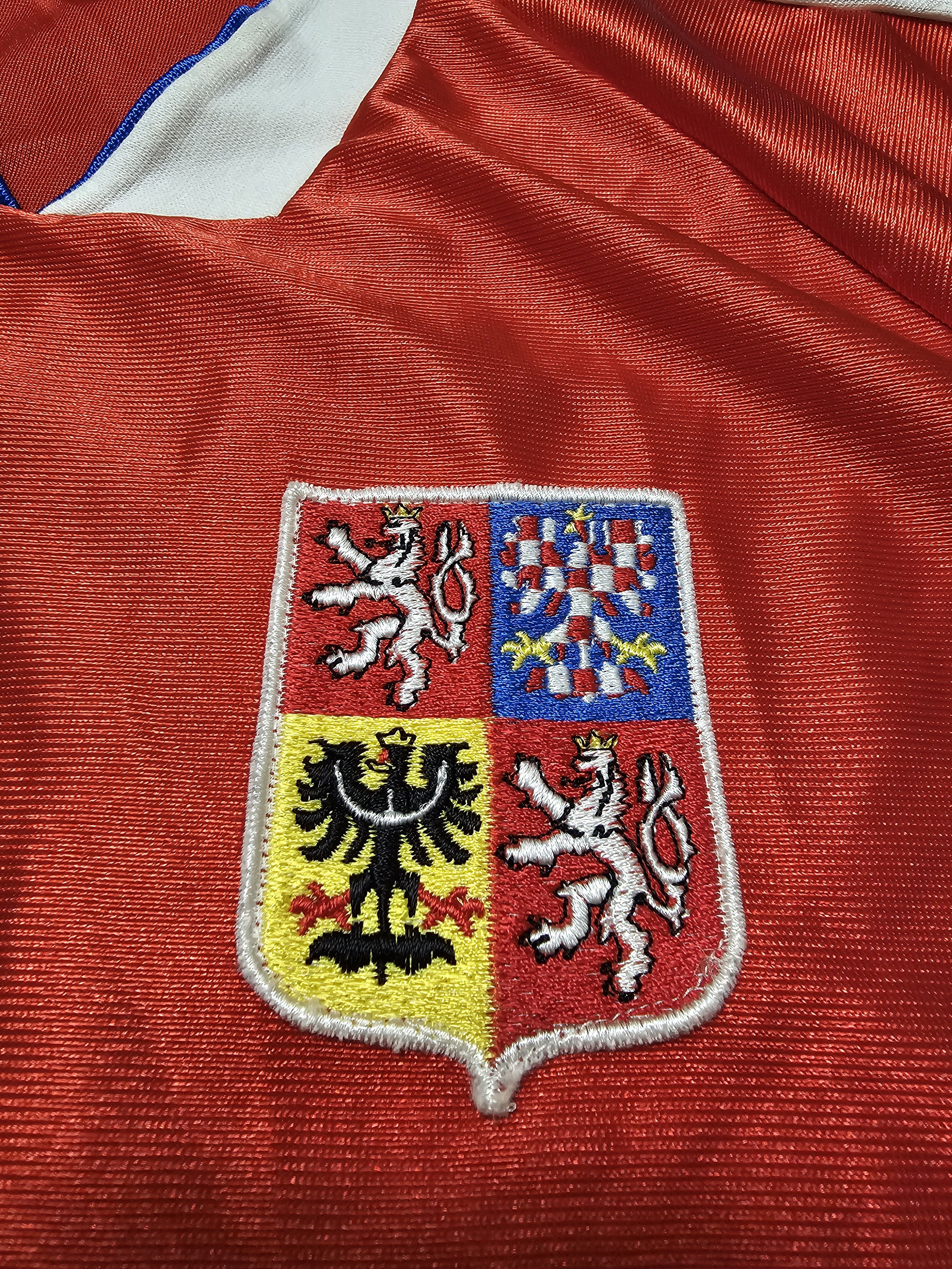 Vintage CZECH REPUBLIC VINTAGE 90s FOOTBALL SHIRT SOCCER JERSEY Size US XL / EU 56 / 4 - 4 Thumbnail