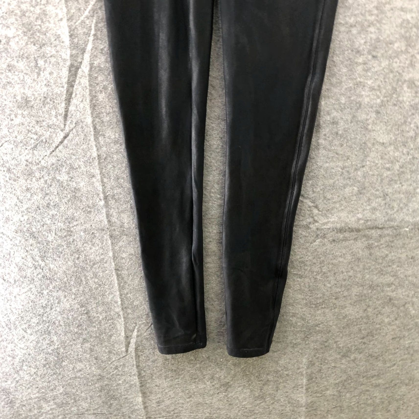 Spanx Spanx Leggings Womens S Black Faux Leather High Waisted Contour Shiny Contour Size 28" / US 6 / IT 42 - 4 Thumbnail