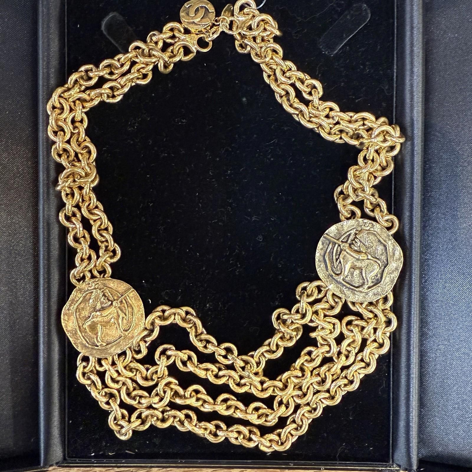 Chanel Centaur Necklace 1984 Gold Tone