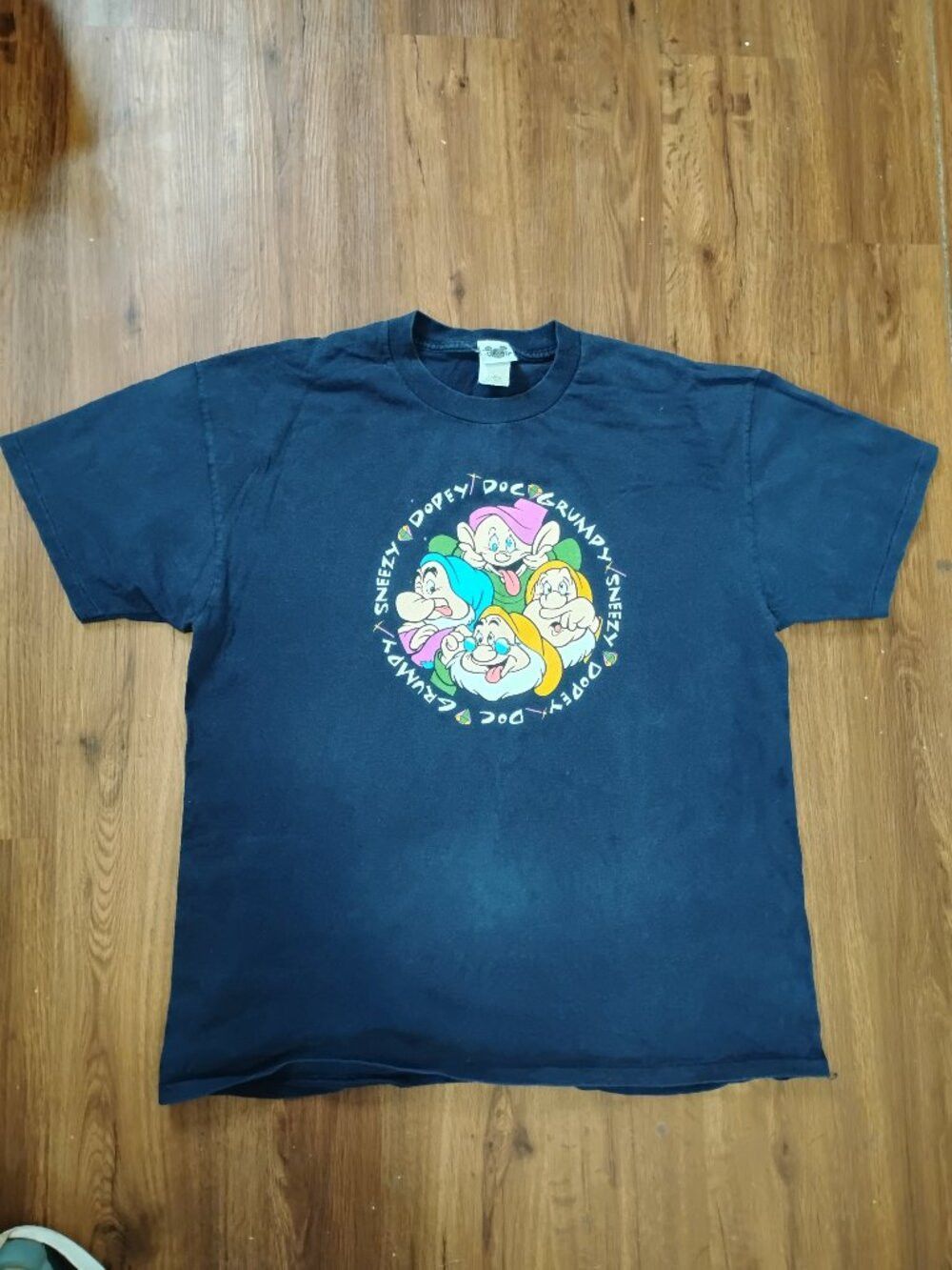 Disney Vintage Disney Snow White Seven Dwarves T-Shirt Size US XL / EU 56 / 4 - 2 Thumbnail
