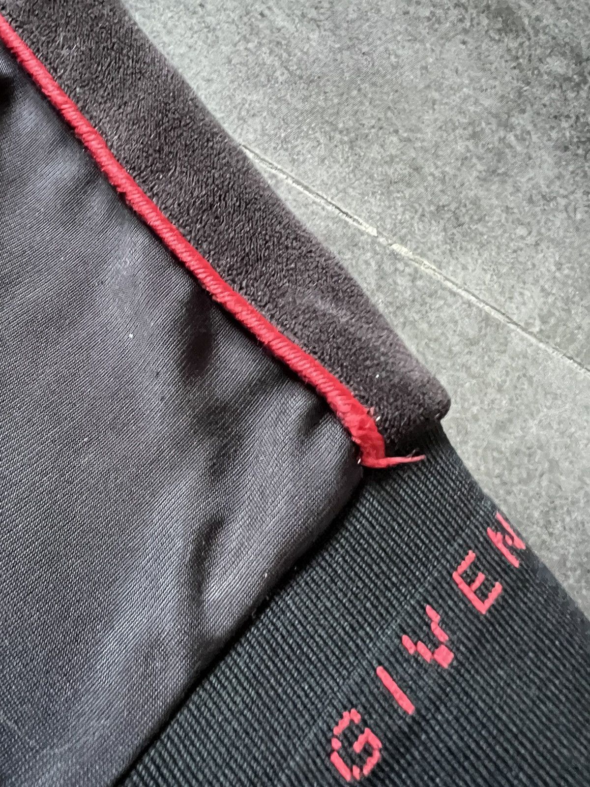 Givenchy Vintage Givenchy track top Size US XS / EU 42 / 0 - 7 Thumbnail