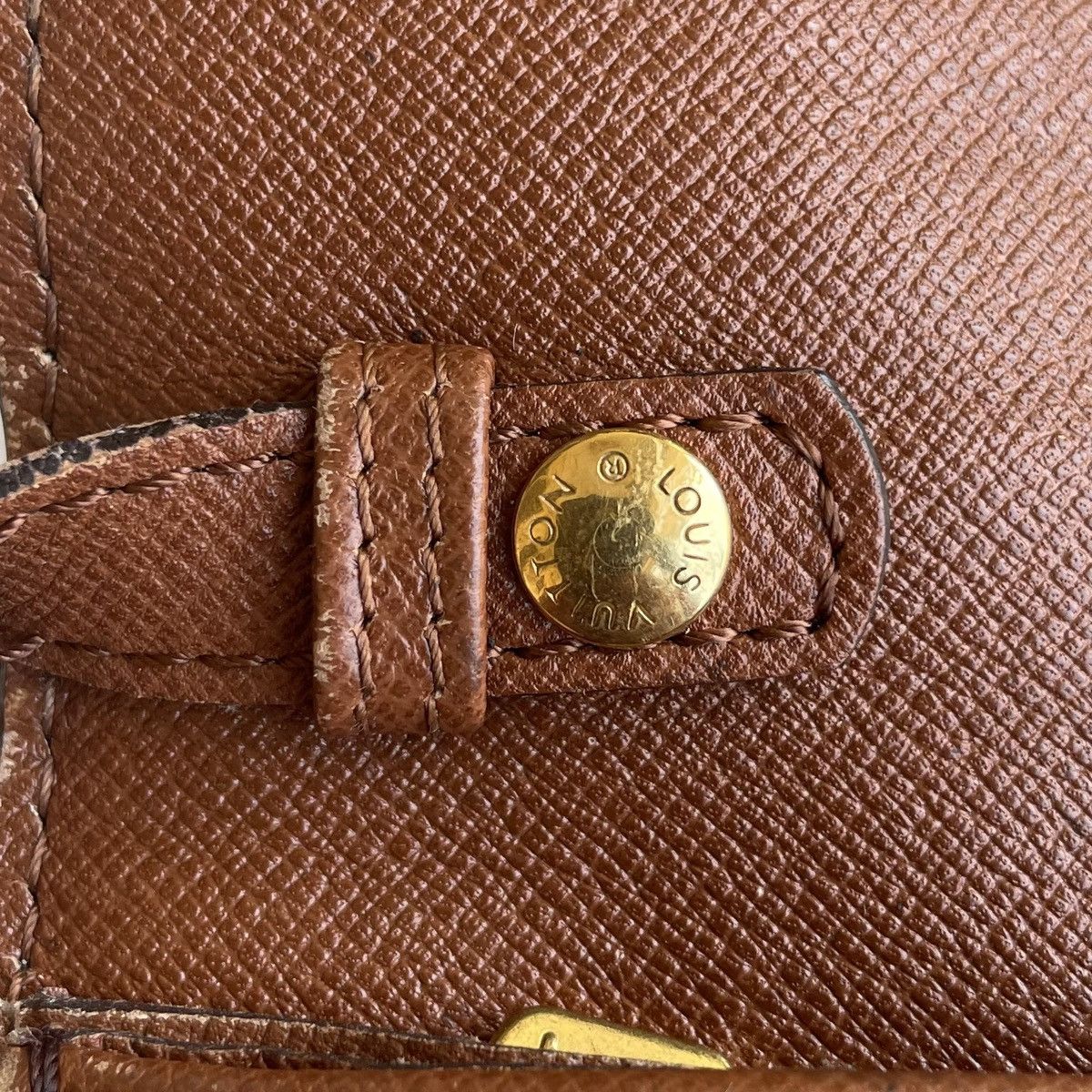 Louis Vuitton Louis Vuitton Monogram Canvas Pochette Crossbody Bag Size ONE SIZE - 18 Thumbnail