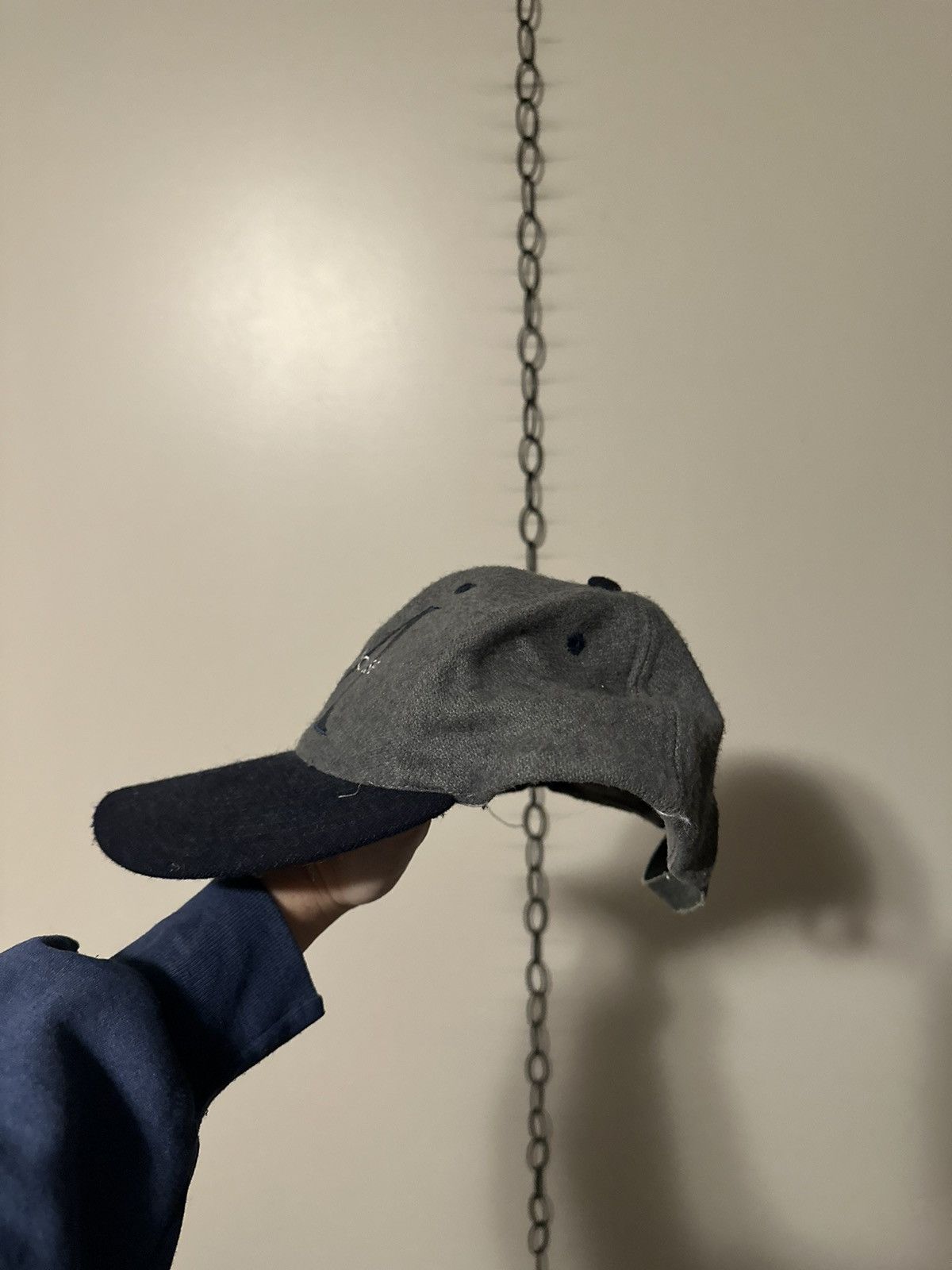 Mickey Mouse × Vintage Vintage Disney Mickey Mouse Wool Baseball Hat Size ONE SIZE - 4 Thumbnail