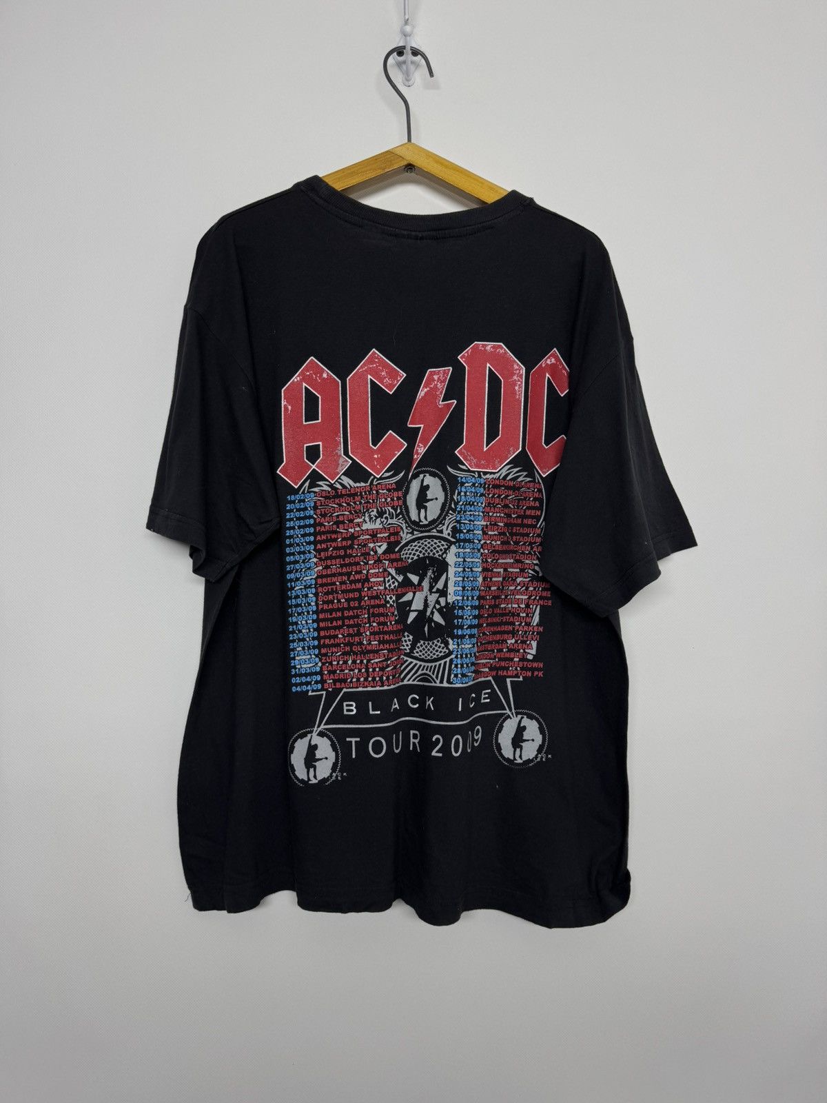 AC/DC AC/DC Black Ice T-Shirt Size US L / EU 52-54 / 3 - 4 Thumbnail