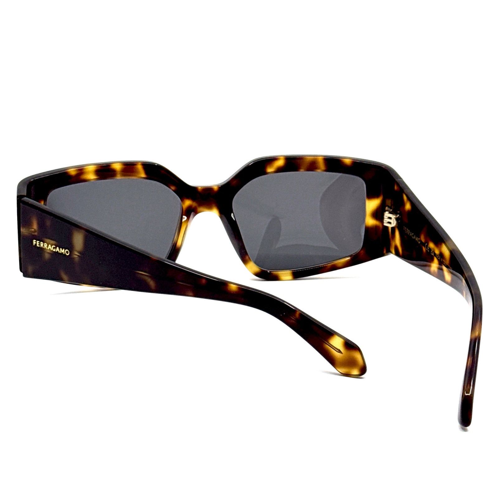 Salvatore Ferragamo New! SALVATORE FERRAGAMO Sunglasses SF1101S 242, AUTHENTIC Size ONE SIZE - 11 Thumbnail