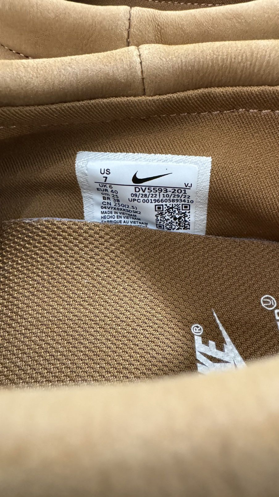Nike × Undercover Nike x Undercover Moc Flow Size US 7 / EU 40 - 7 Thumbnail