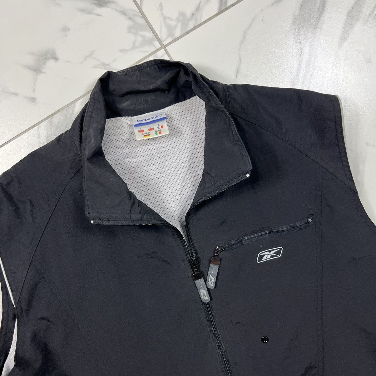 Reebok × Vintage Vintage Y2K reebok Nylon Hooded Vest Gorpcore Size US XL / EU 56 / 4 - 6 Thumbnail