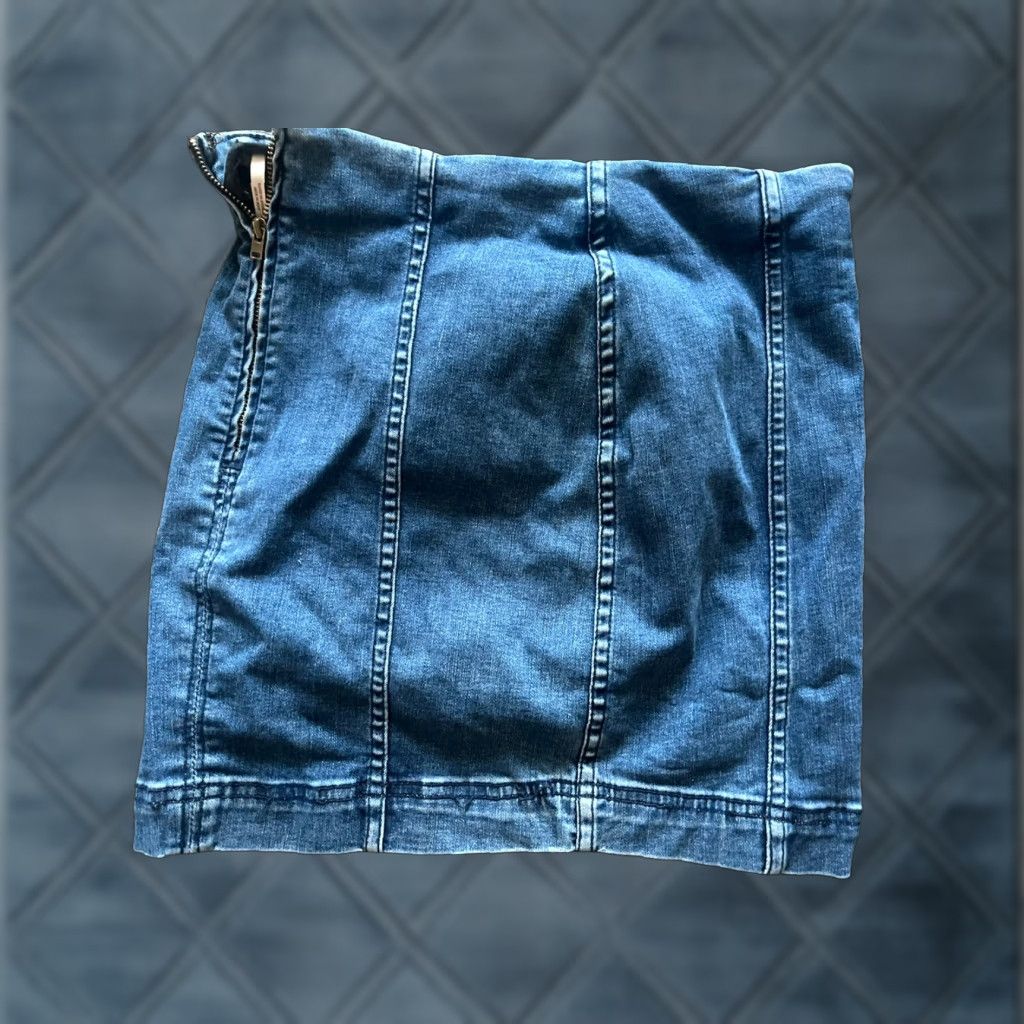 Free People VINTAGE Free People Denim Mini Skirt Solid Blue Zip 0 Women's Short 0 Denim Size 25" / US 0 / IT 36 - 1 Thumbnail