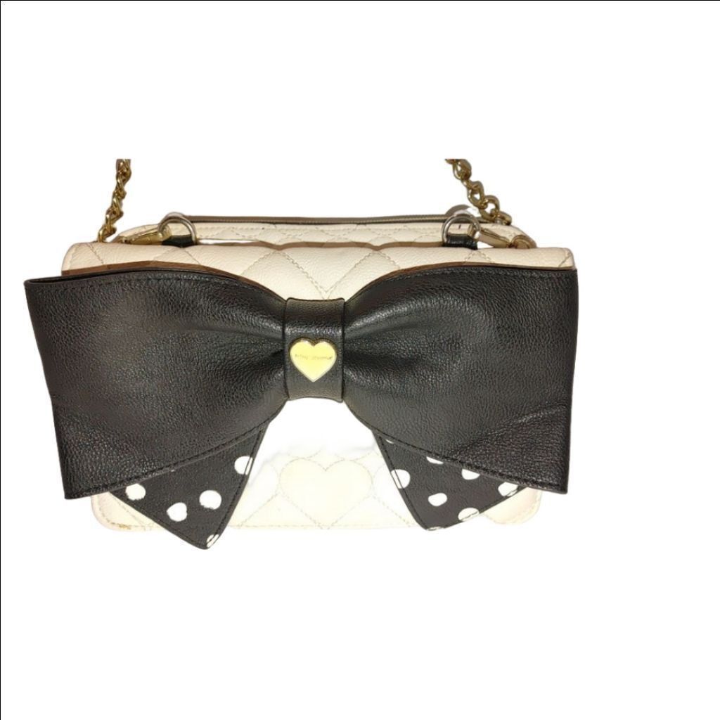 Betsey Johnson Betsey Johnson Convertible Crossbody/Clutch/Handbag Size ONE SIZE - 1 Thumbnail