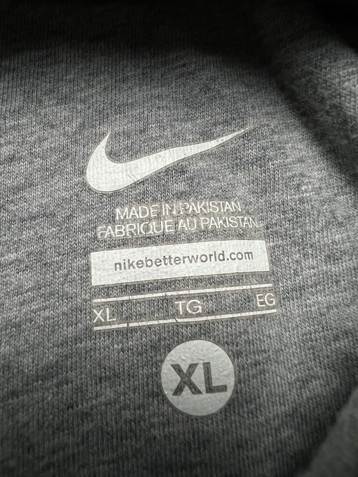 Nike Hoodie Nike Vintage center logo swoosh hype fit Travis Style Size US XL / EU 56 / 4 - 8 Thumbnail