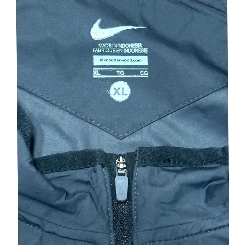 Nike Nike 1/2 Zip Lockdown Jacket Pullover Windbreaker Black Men XL Davidson Wildcats Vented Size US XL / EU 56 / 4 - 4 Thumbnail