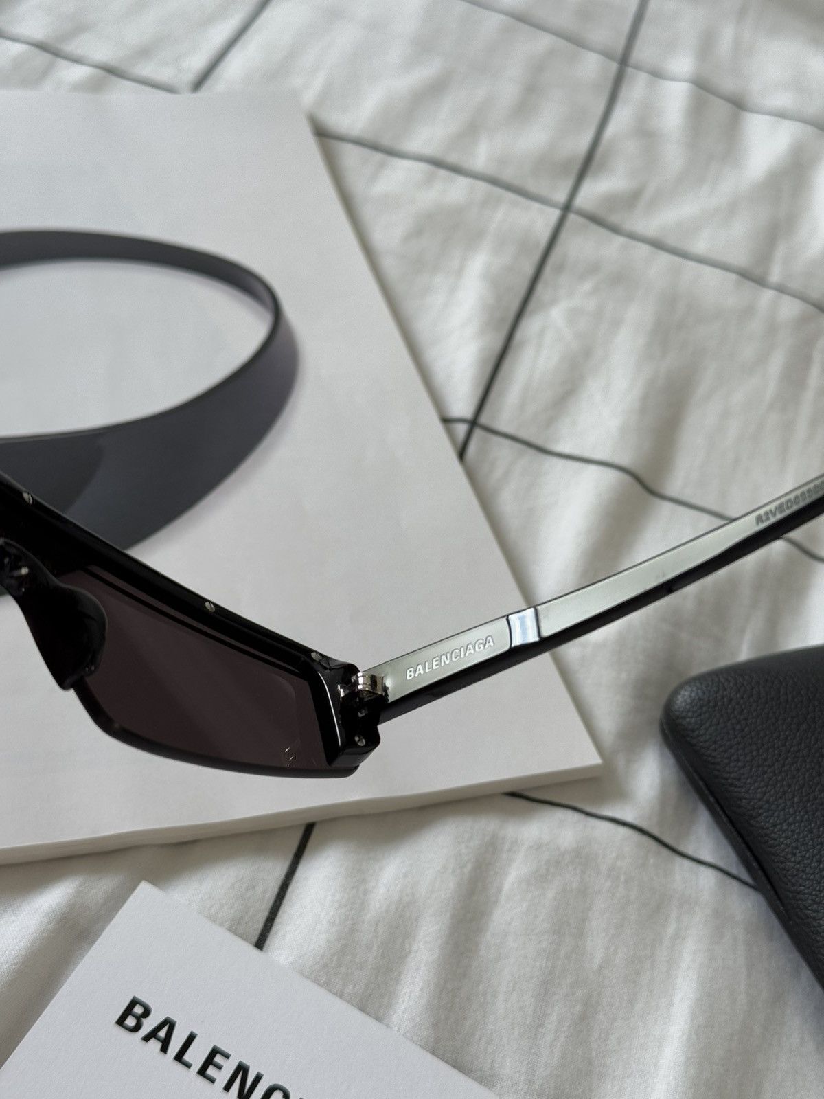 Balenciaga Balenciaga Skiny Ski Sunglasses BB0003S-001 Size ONE SIZE - 19 Thumbnail