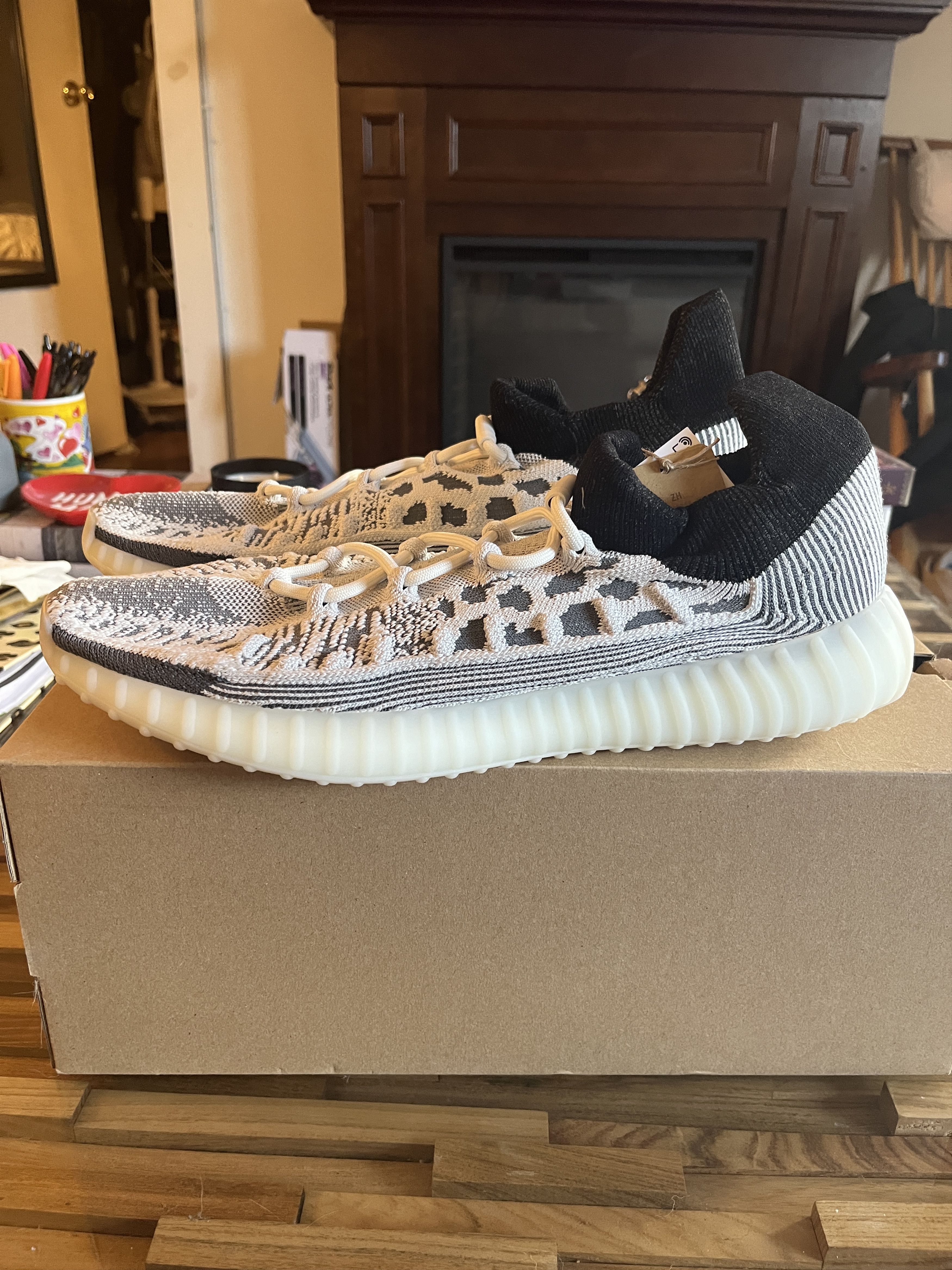 Adidas × Kanye West Yeezy 350 V2 Cmpct (size 16 / Deadstock) Size US 15 / EU 48 - 7 Thumbnail