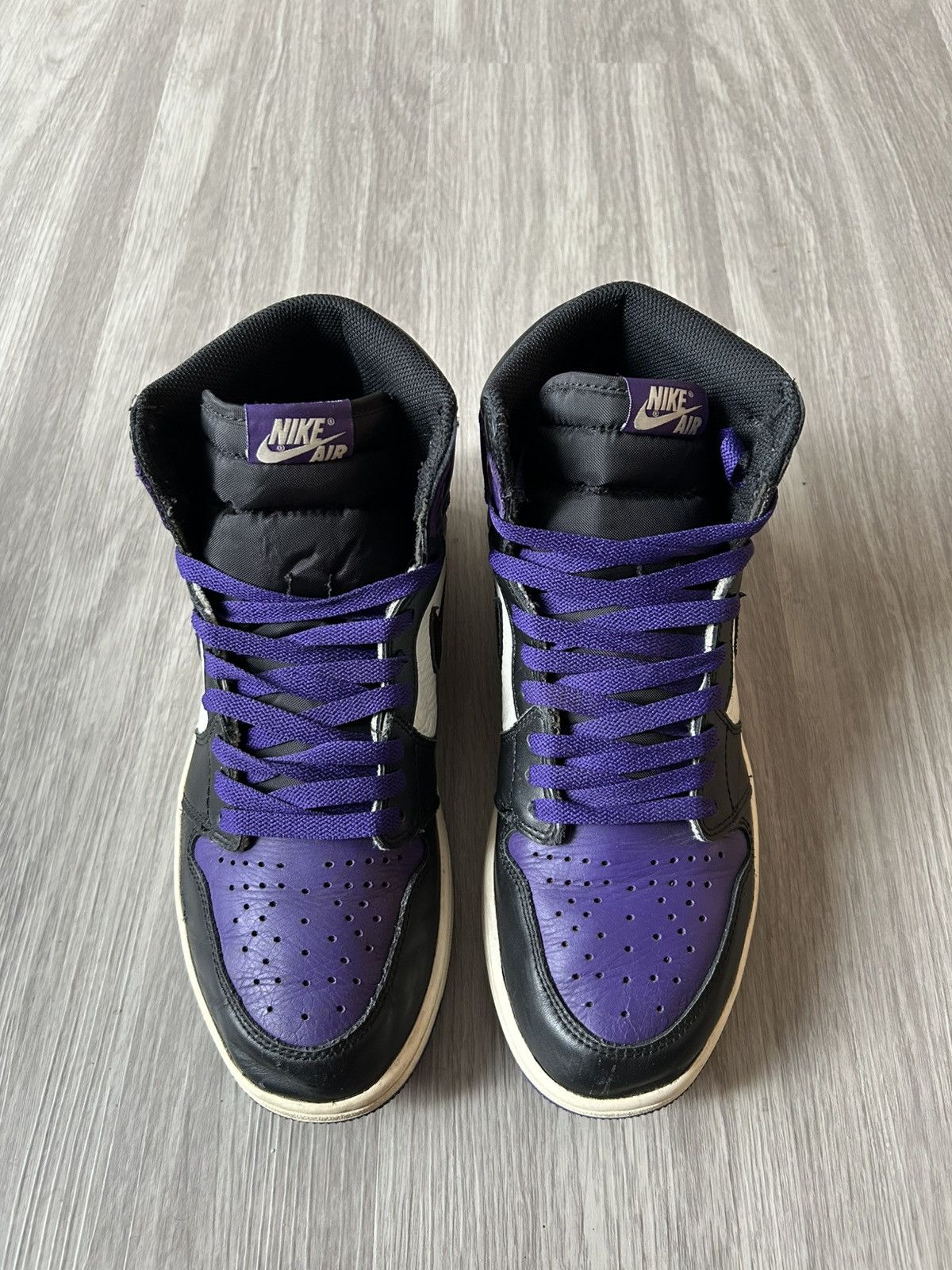 Jordan Brand Air Jordan Retro 1 High OG Court Purple Size 10 Size US 10 / EU 43 - 3 Thumbnail