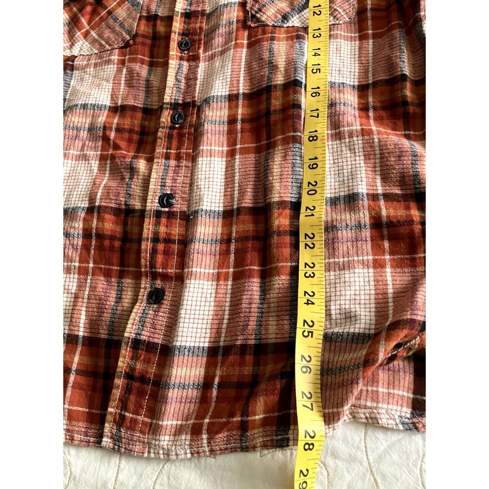 Levi's Levi’s Button-Down Short Sleeve Red Plaid Shirt Men’s Large Regular Cotton Multicolor 90s Covering White Tab Mens Size US L / EU 52-54 / 3 - 7 Thumbnail