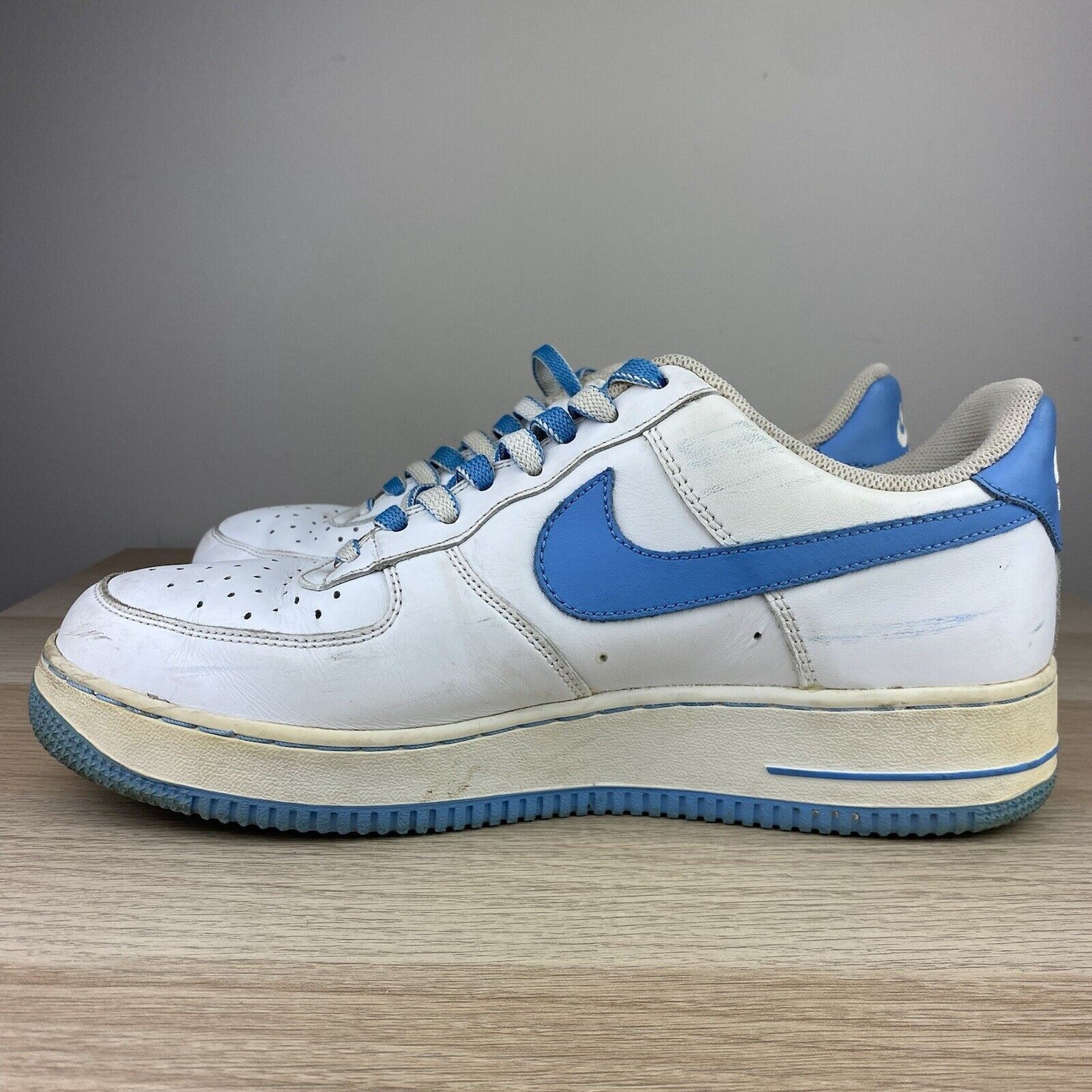 Nike Nike Air Force 1 University Blue Sneakers Size 9 Used Worn Size US 9 / EU 42 - 6 Thumbnail