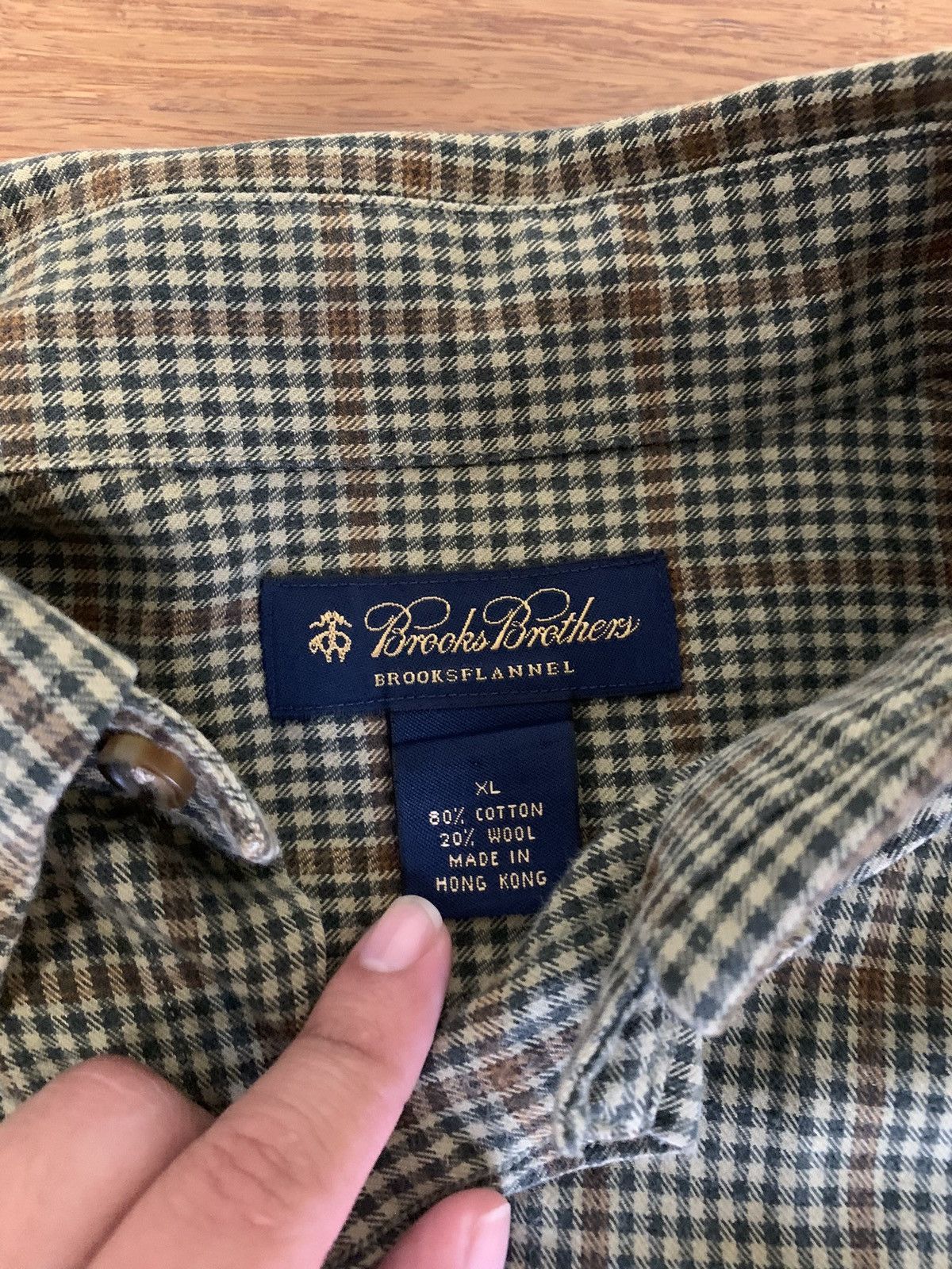 Brooks Brothers Brooks Brothers Brooks Flannel Button Up Shirt Size US XL / EU 56 / 4 - 2 Thumbnail