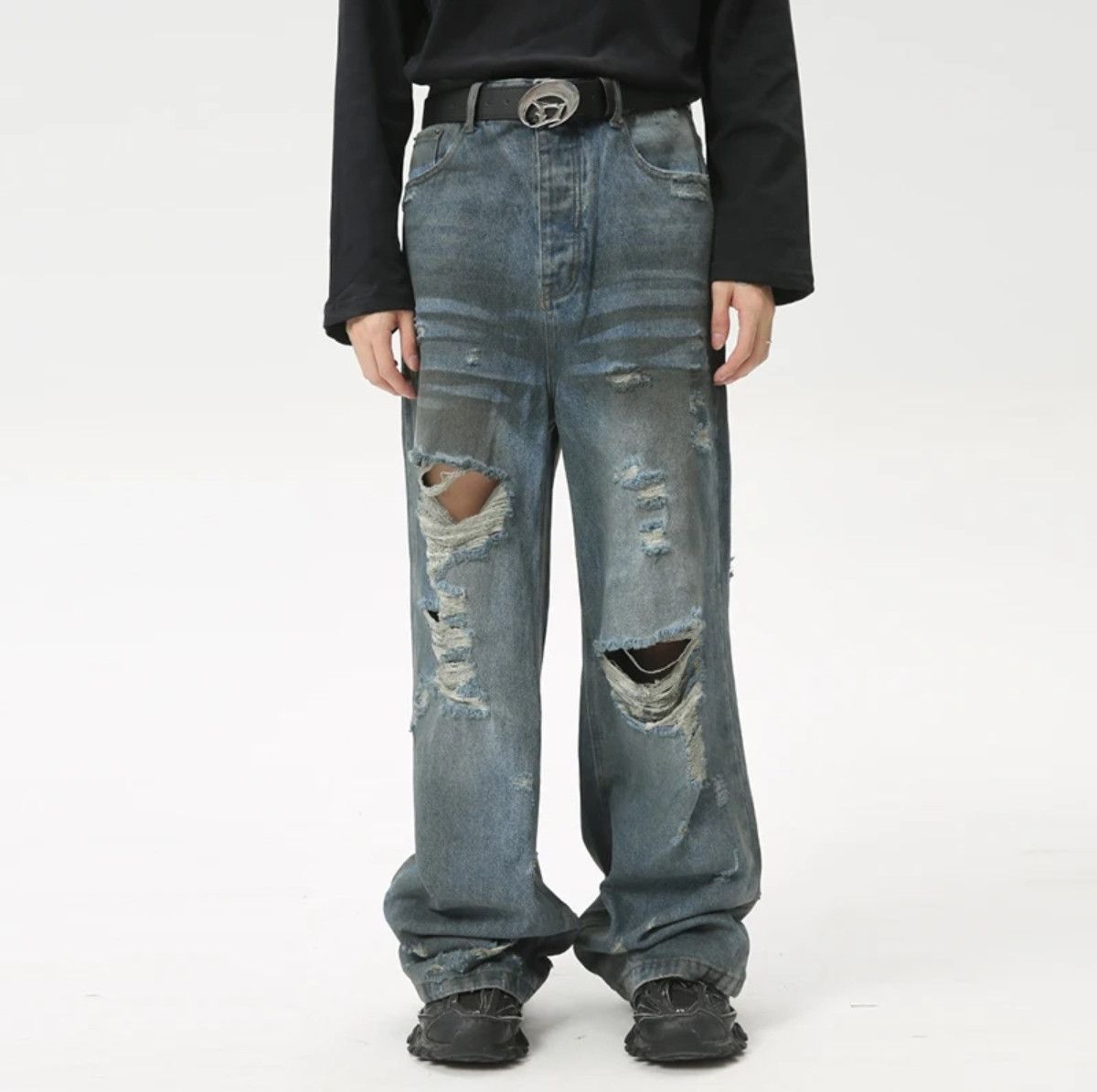 Japanese Brand × Jean High Street Worn-out Male Size US 30 / EU 46 - 2 Thumbnail