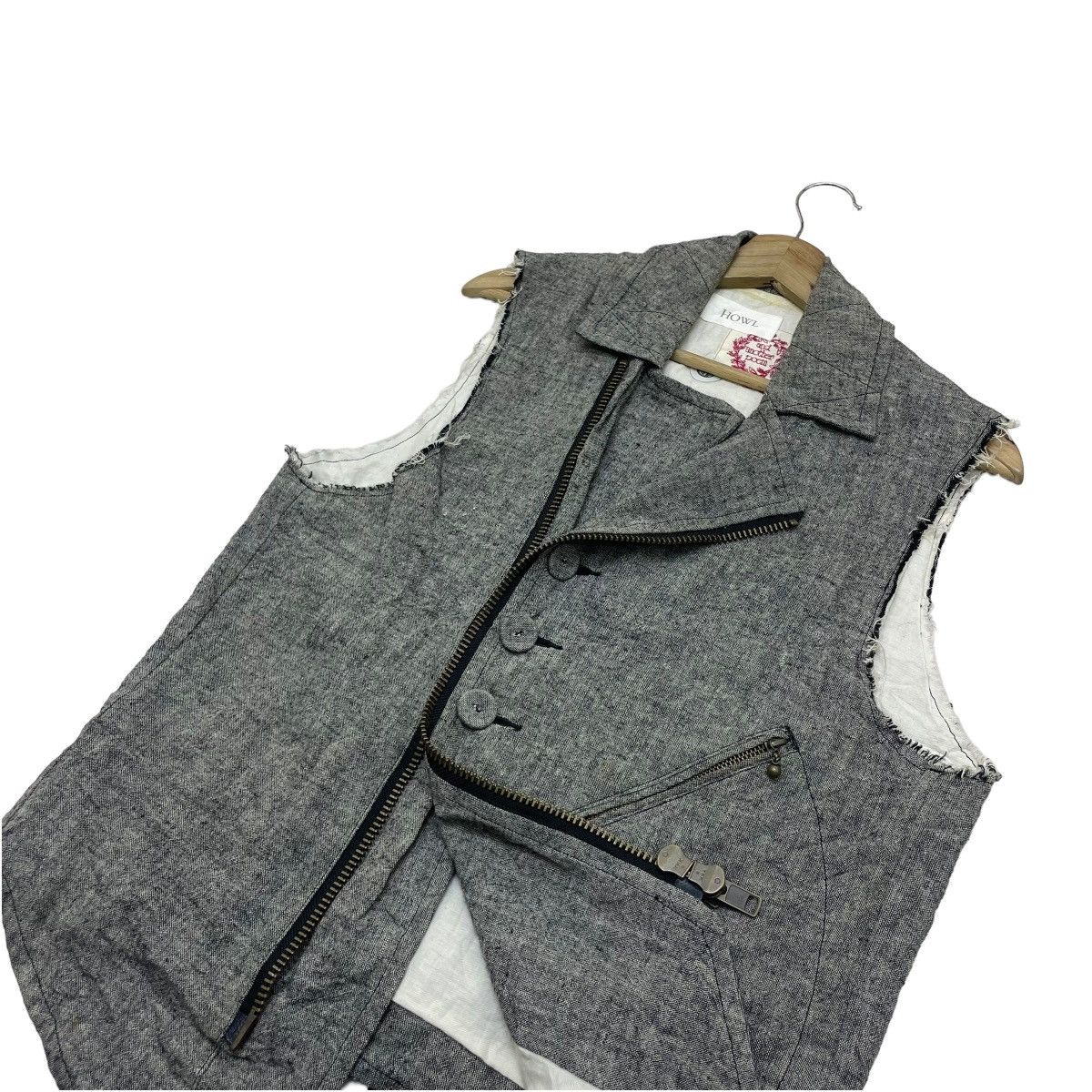Japanese Brand 🗣️Japanese Brand Howl Distressed Punk Vest Jacket Sleeveless Size US M / EU 48-50 / 2 - 8 Thumbnail