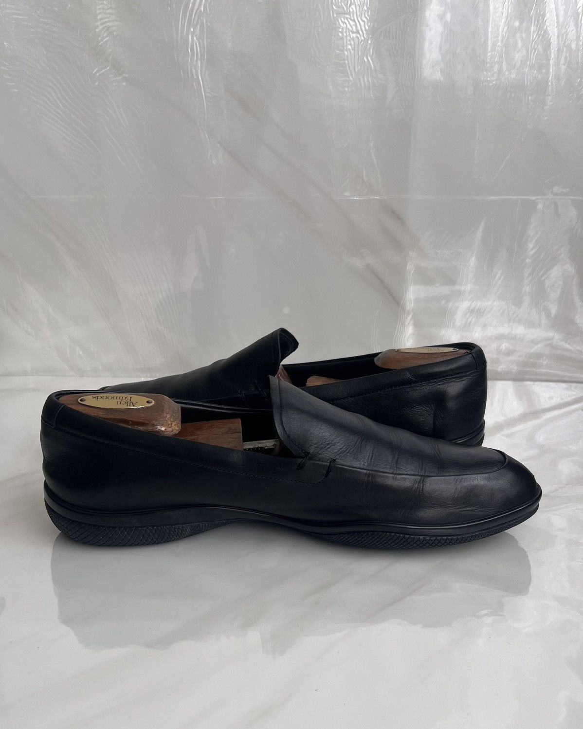 Prada Prada Black Leather vibram slip on loafers Size US 8 / EU 41 - 6 Thumbnail
