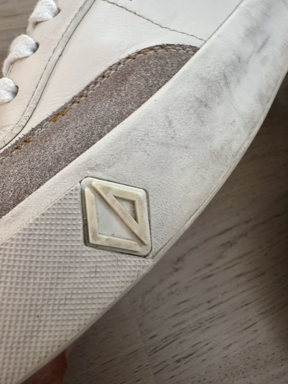Dior DIOR Sneakers study photos for condition size and measuremen Size US 7 / EU 40 - 8 Thumbnail