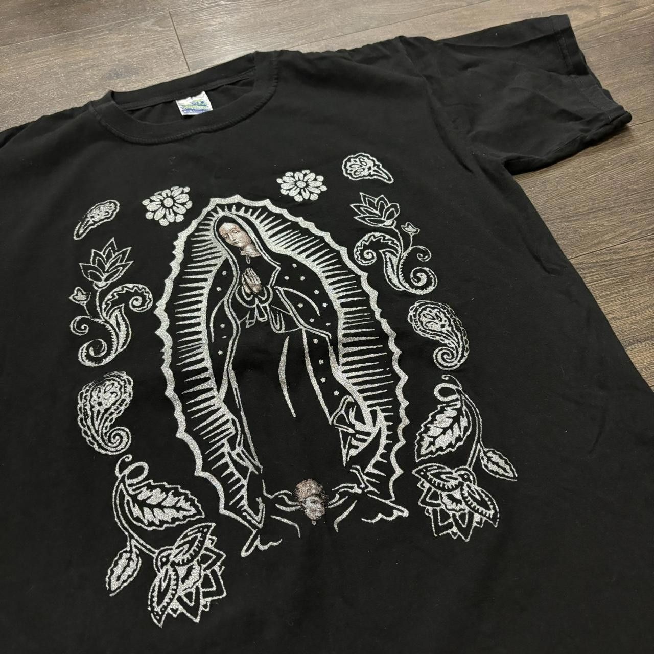 Designer Vintage Virgin Mary t shirt 00s M Size US M / EU 48-50 / 2 - 1 Thumbnail