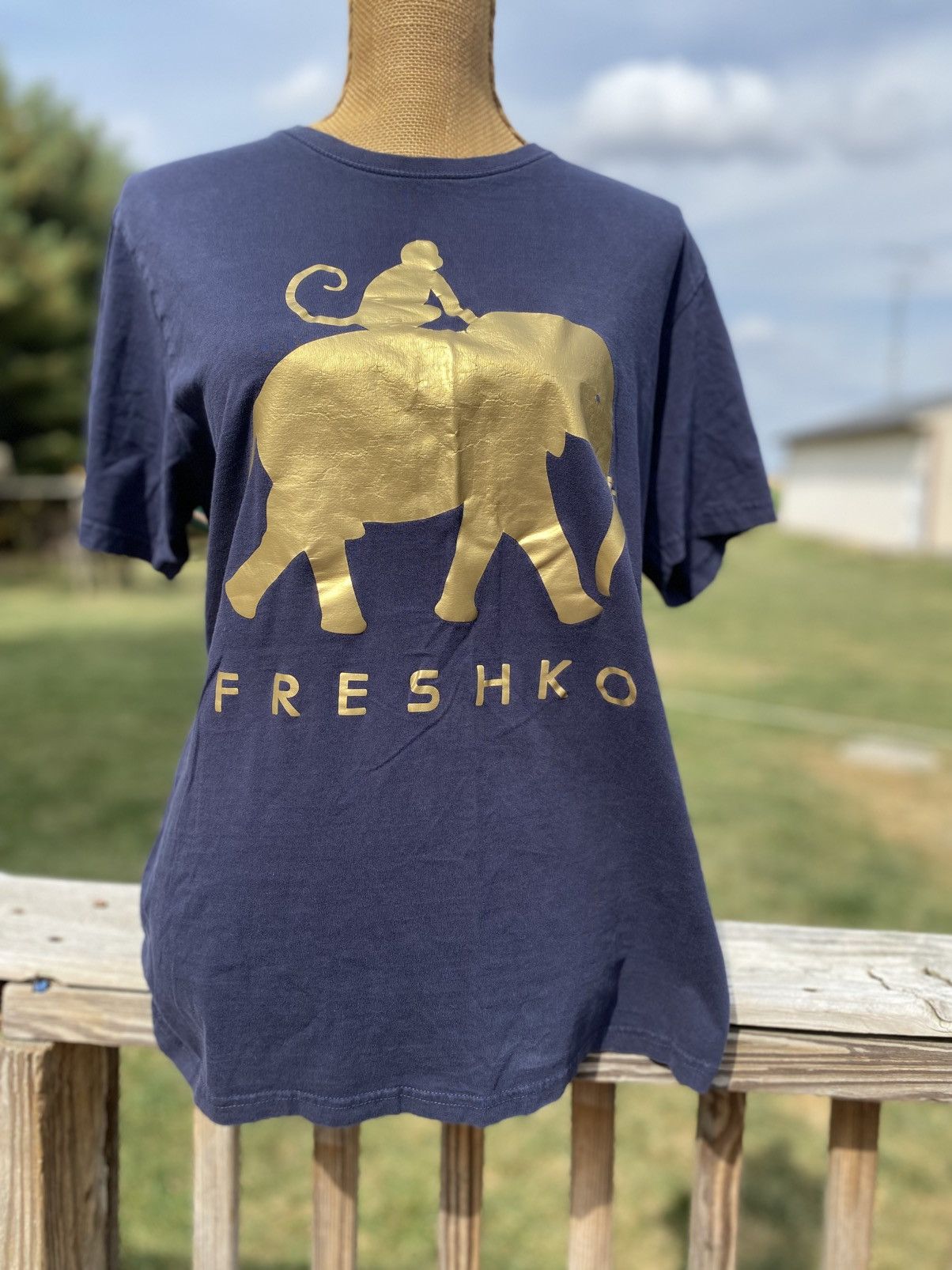 Other Freshko The Elemonkey Men’s T-shirt Navy Gold Graphic L Size US L / EU 52-54 / 3 - 1 Thumbnail