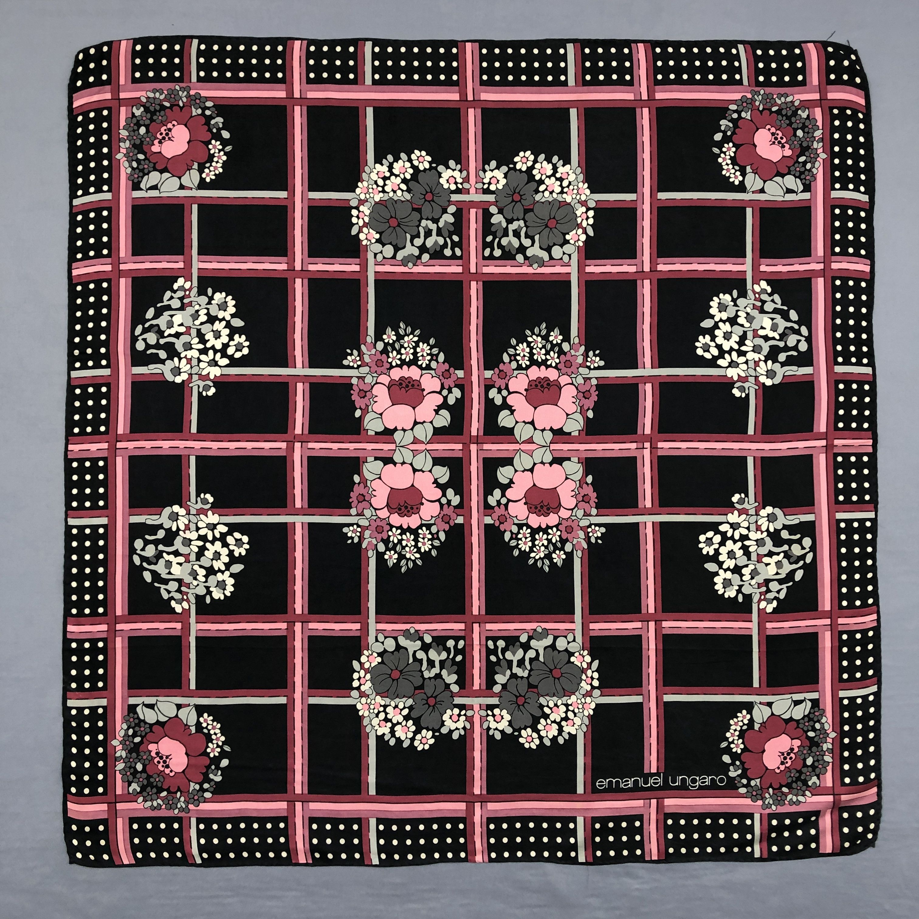 Emanuel Ungaro × Vintage Vintage Emanuel Ungaro SILK Scarf Twill Stole Wraps Scarves Size ONE SIZE - 3 Thumbnail