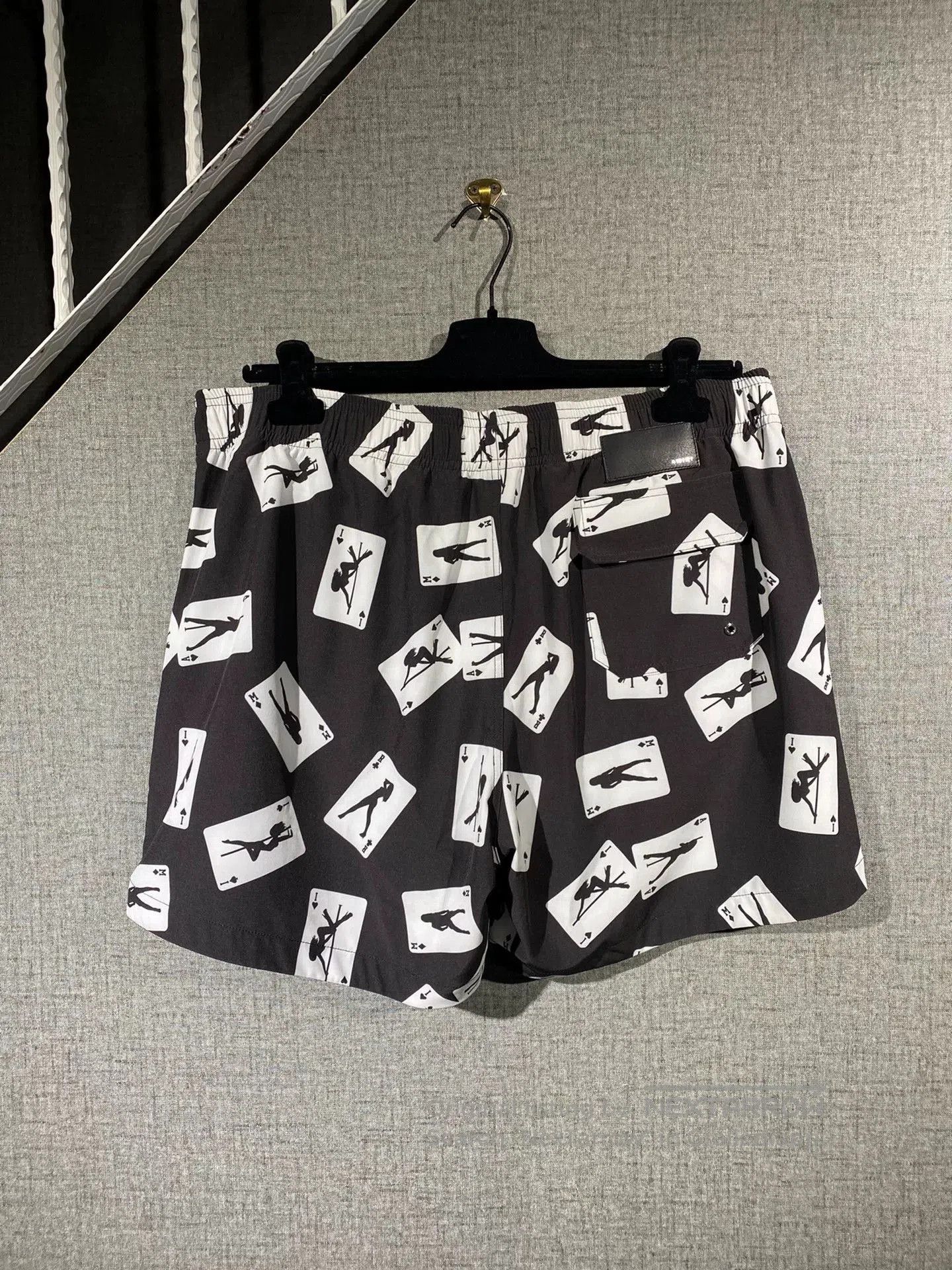 Amiri amiri men's shorts with unique print. Size US 44 / EU 60 - 2 Thumbnail