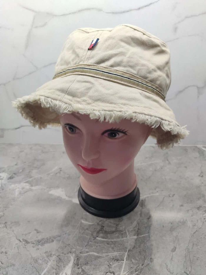 Tommy Hilfiger × Vintage Tommy Hilfiger Distressed Style Bucket Hat Size ONE SIZE - 1 Thumbnail