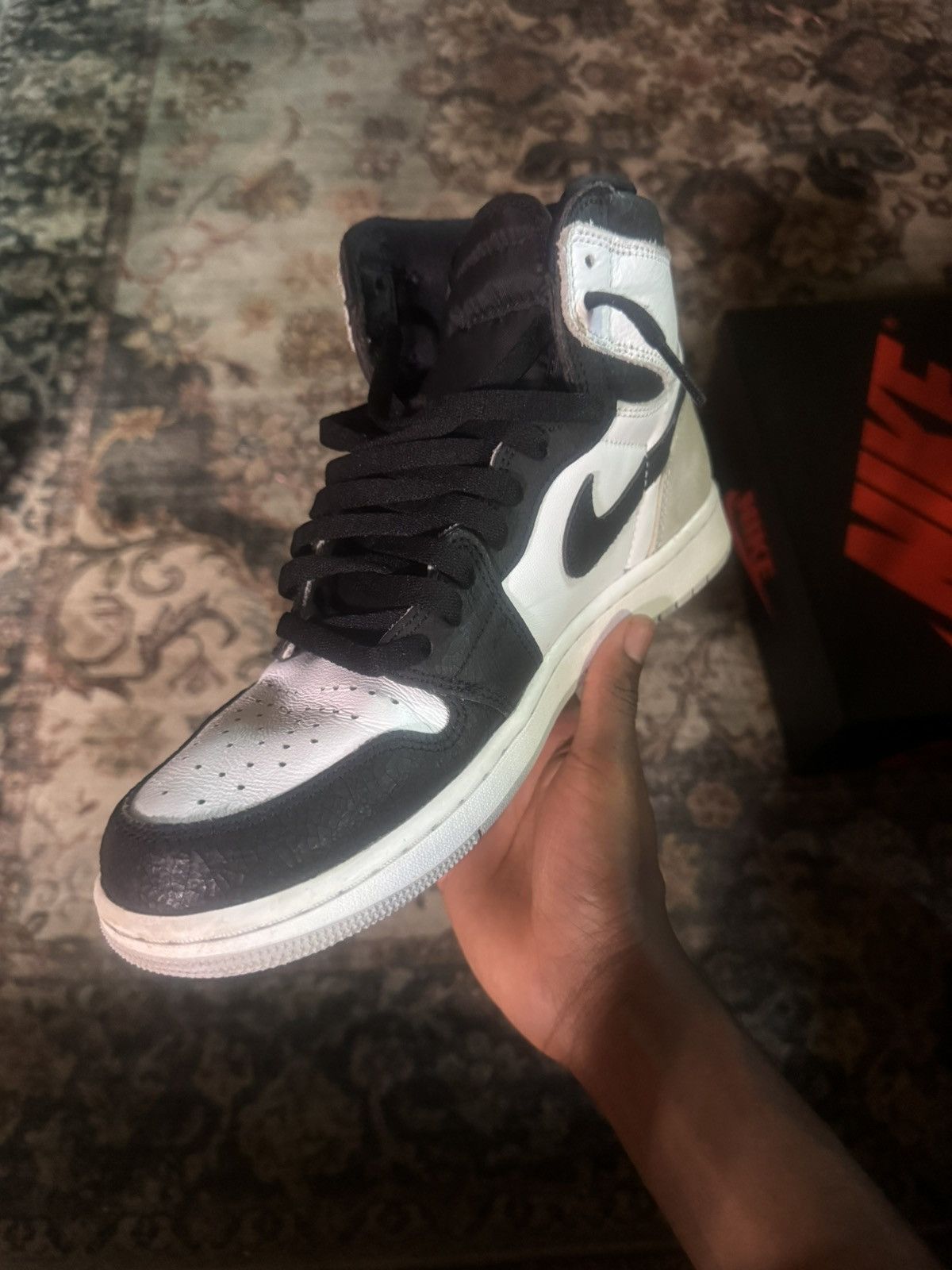 Jordan Brand Jordan 1s Bleach Coral Size US 9.5 / EU 42-43 - 9 Thumbnail