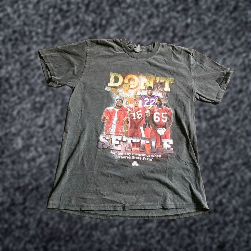 Vintage Mens L State Farm NFL Superbowl Commercial T Shirt Gray Regular Cotton Crew Neck Short Sleeve Mineral Wash Size US L / EU 52-54 / 3 - 1 Thumbnail