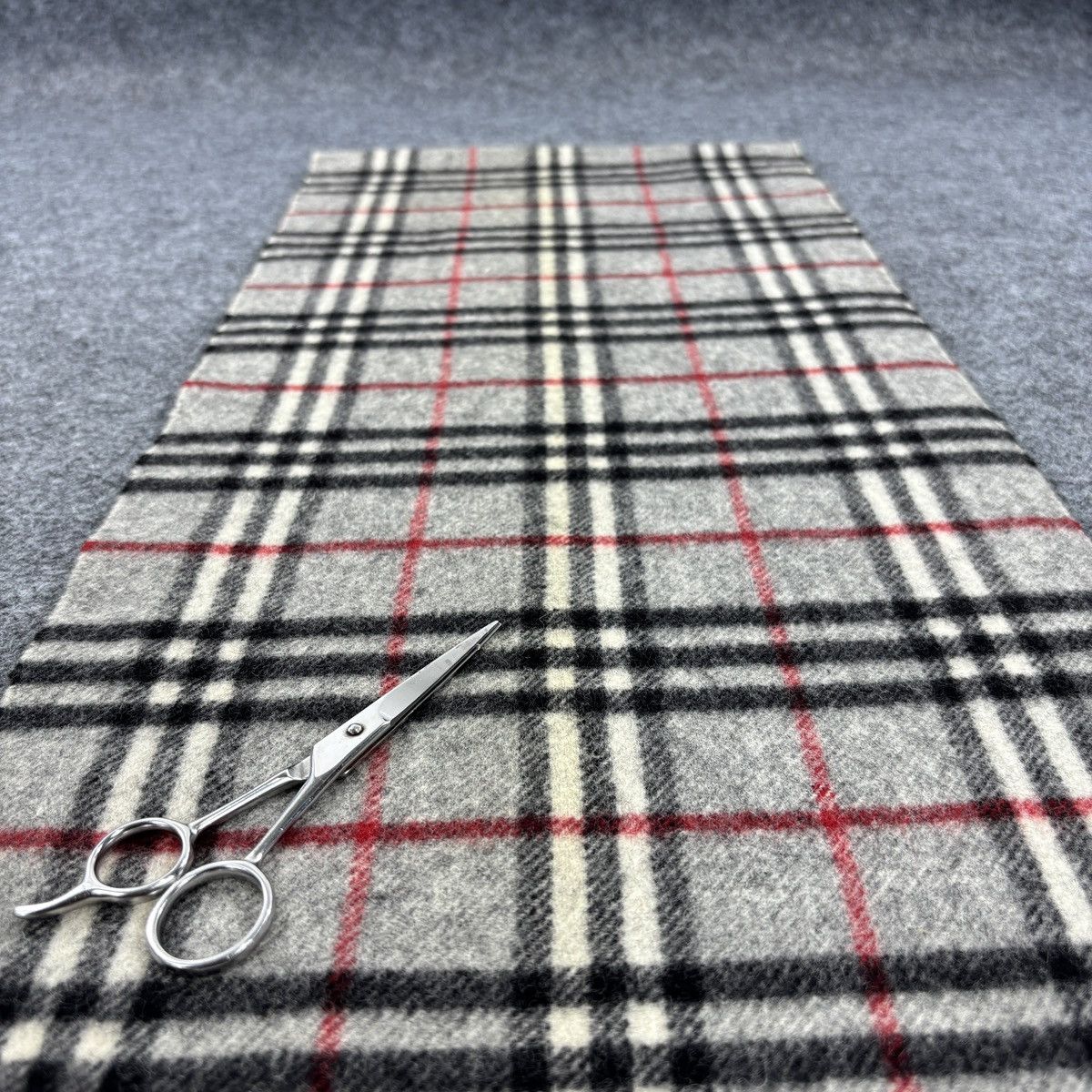 Burberry × Vintage Burberrys Scarf # D790 # Muffler # Neckwear # Nova Check Size ONE SIZE - 6 Thumbnail