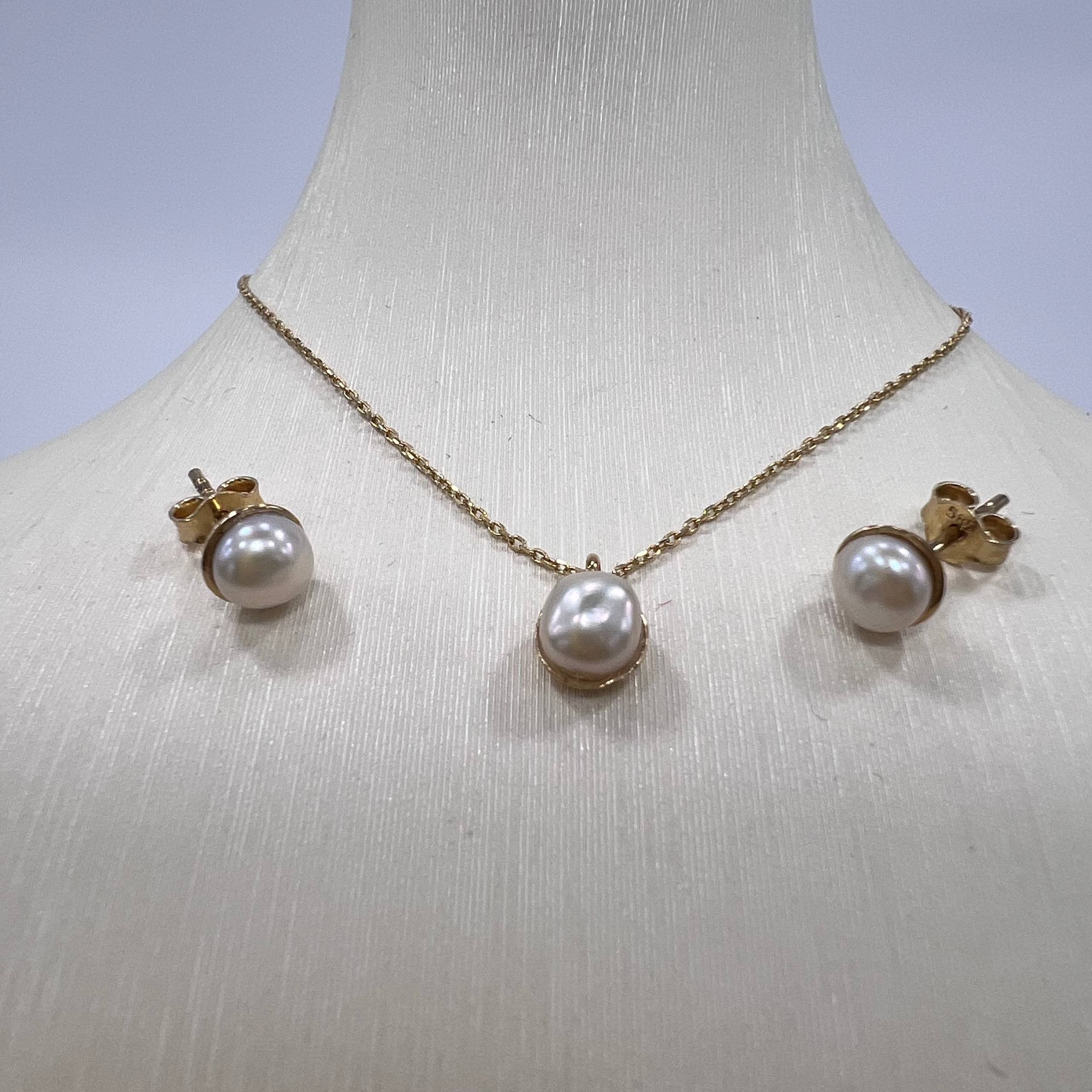 Other 14K Gold Pearl Chain Necklace Stud Earrings Set Italy 2.6g Size ONE SIZE - 7 Thumbnail