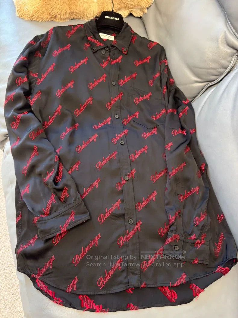 Balenciaga Balenciaga Satin silk texture, rose bullet screen logo emb Size XXS / US 00 / IT 34 - 2 Thumbnail