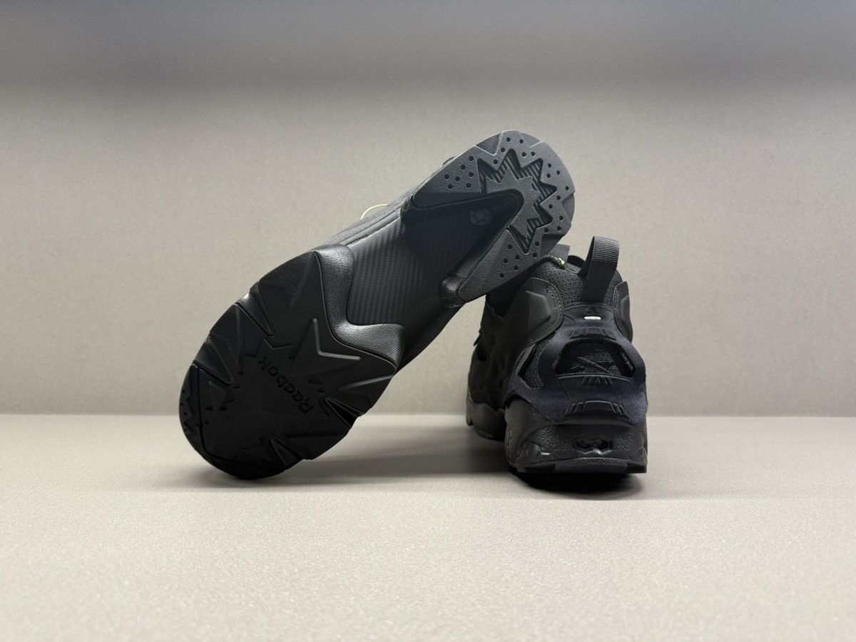 Maison Margiela × Reebok Reebok Instapumb Fury Maison Margiela Memory Of Black Size US 7.5 / EU 40-41 - 8 Thumbnail