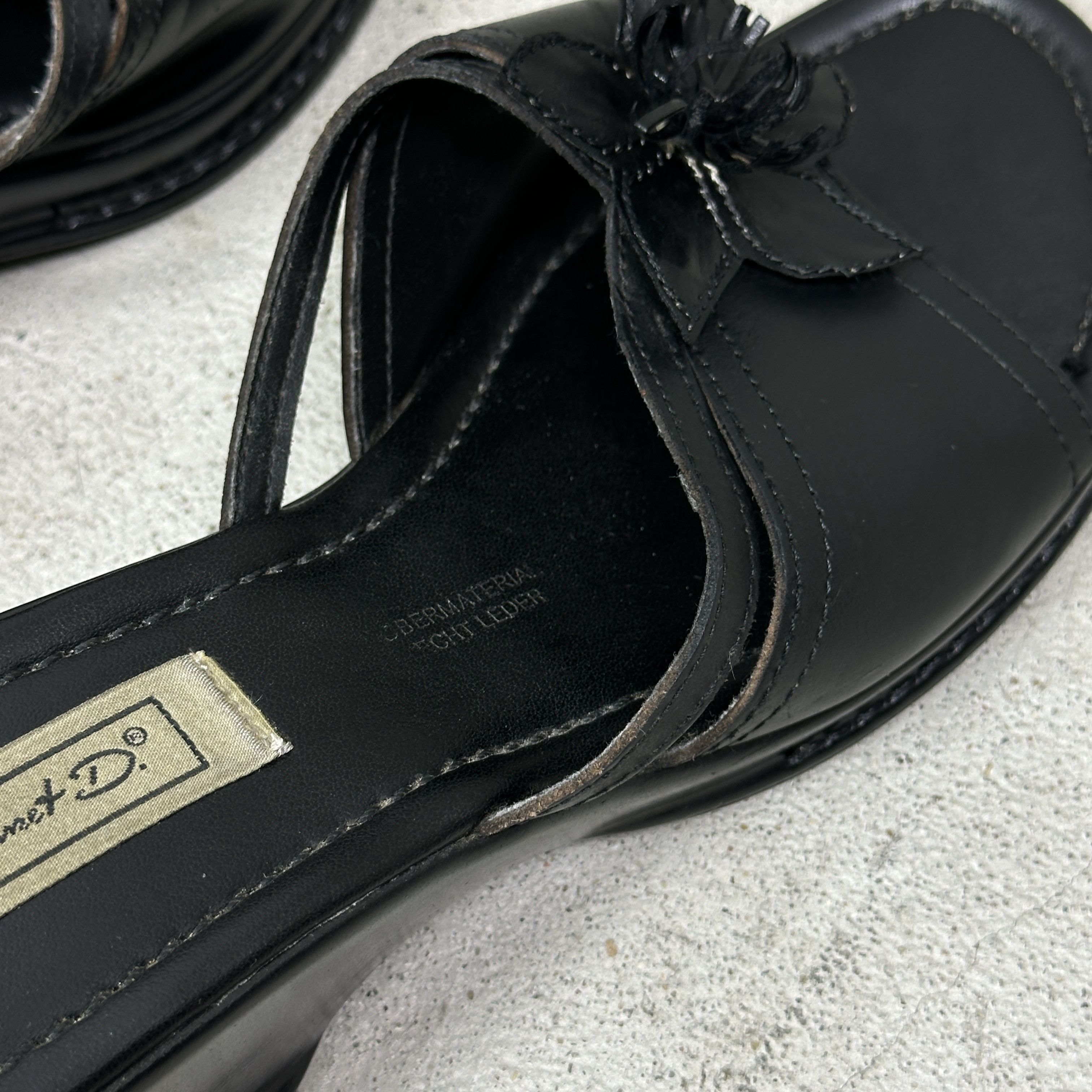 Vintage Vintage Avant Garde Leather Flower Flip Flops Y2K Size US 11 / IT 41 - 7 Thumbnail