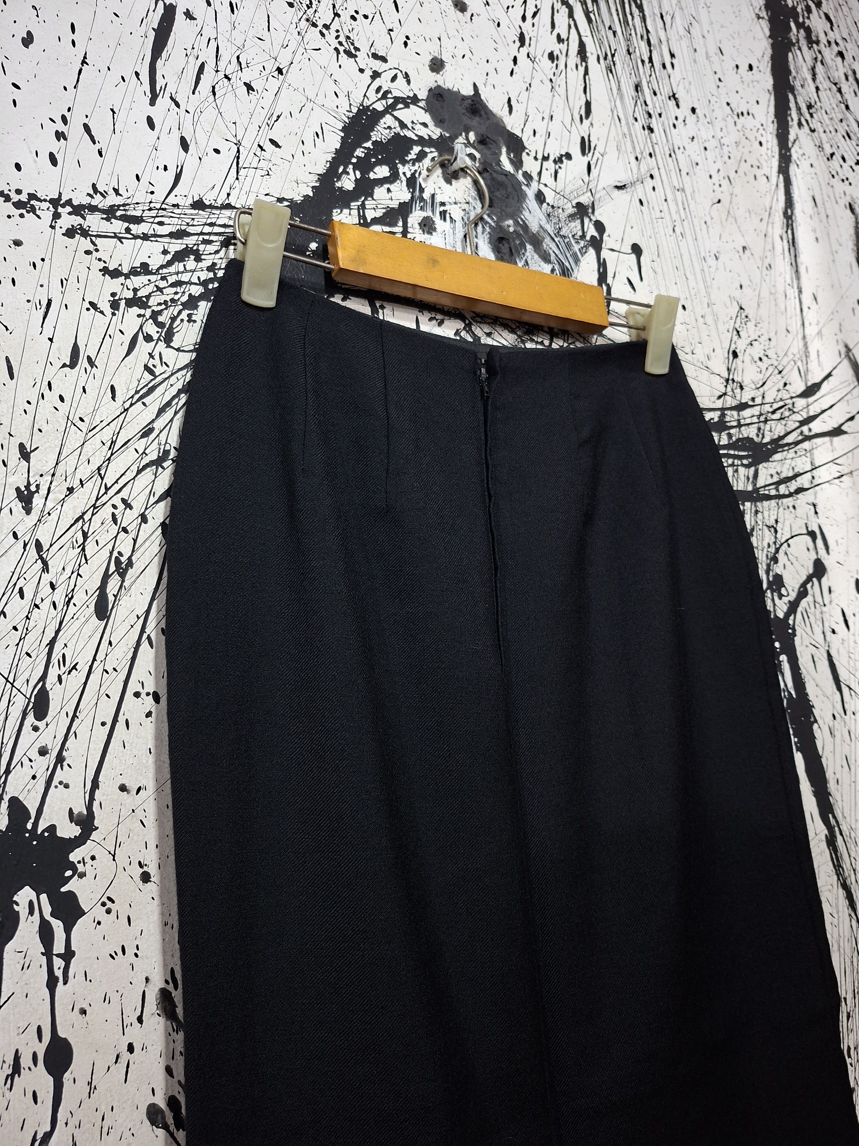 Comme des Garcons COMME DES GARCONS AD 1992 WOOL MIDI SKIRT Size 27" / US 4 / IT 40 - 5 Thumbnail