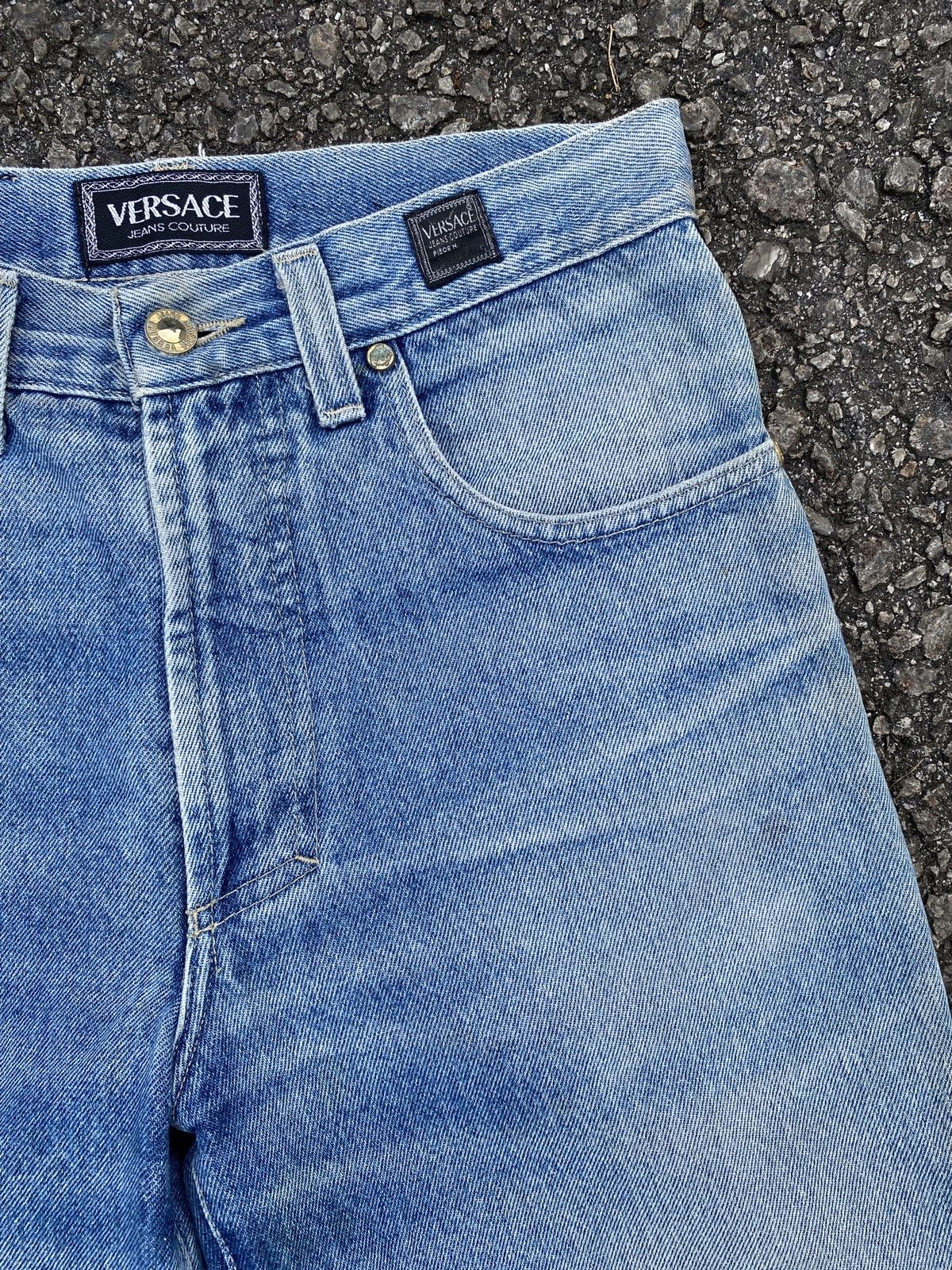 Versace × Versace Jeans Couture × Vintage 1990s - Vintage Versace Jeans Couture Washed Blue Jeans Size US 28 / EU 44 - 9 Thumbnail