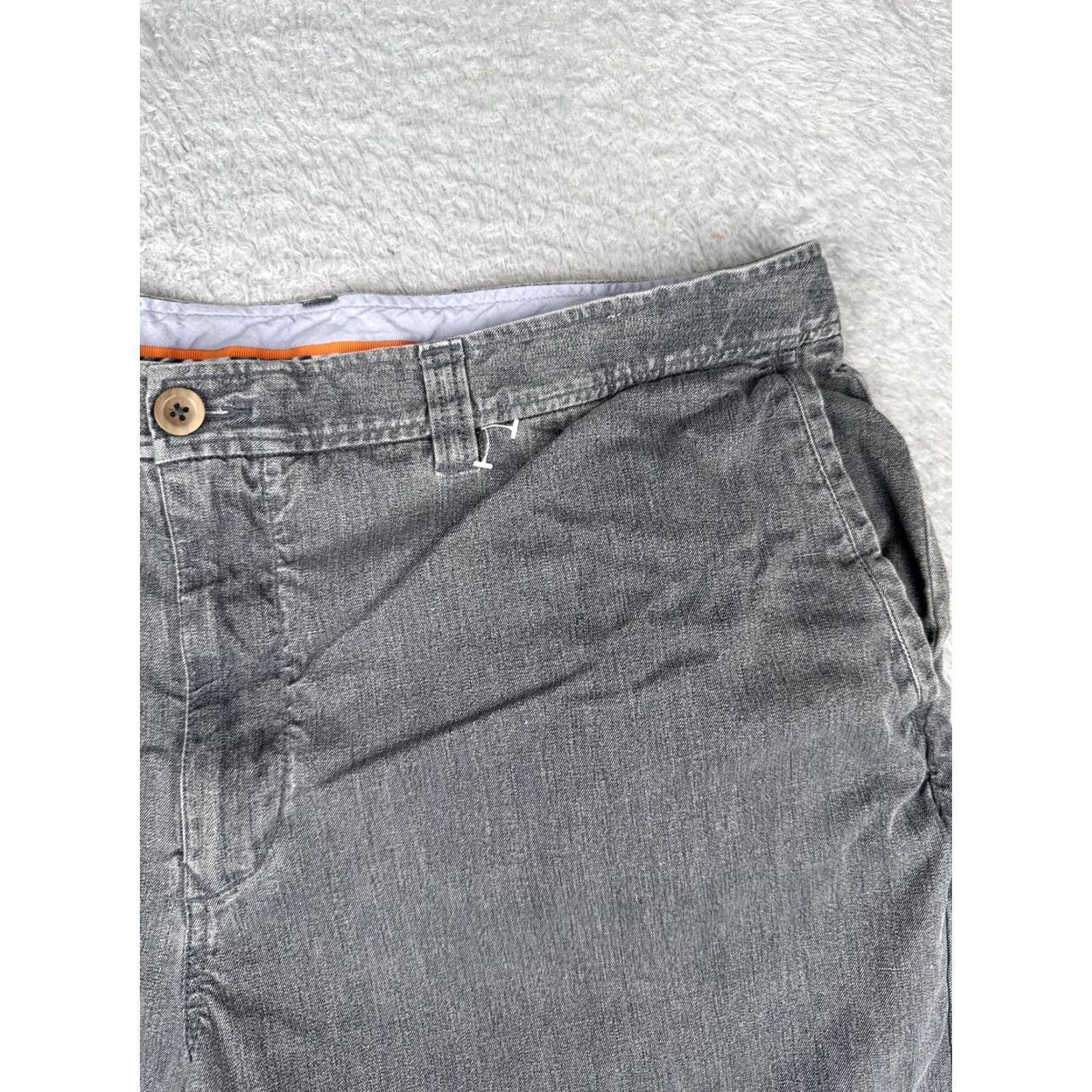 Tommy Bahama Tommy Bahama Shorts Mens 42 Gray Silk Cotton Herringbone Chino Casual Flat Front Zip Pockets Slant Pocket Embroidered Boat Beach Mens Size US 42 / EU 58 - 5 Thumbnail