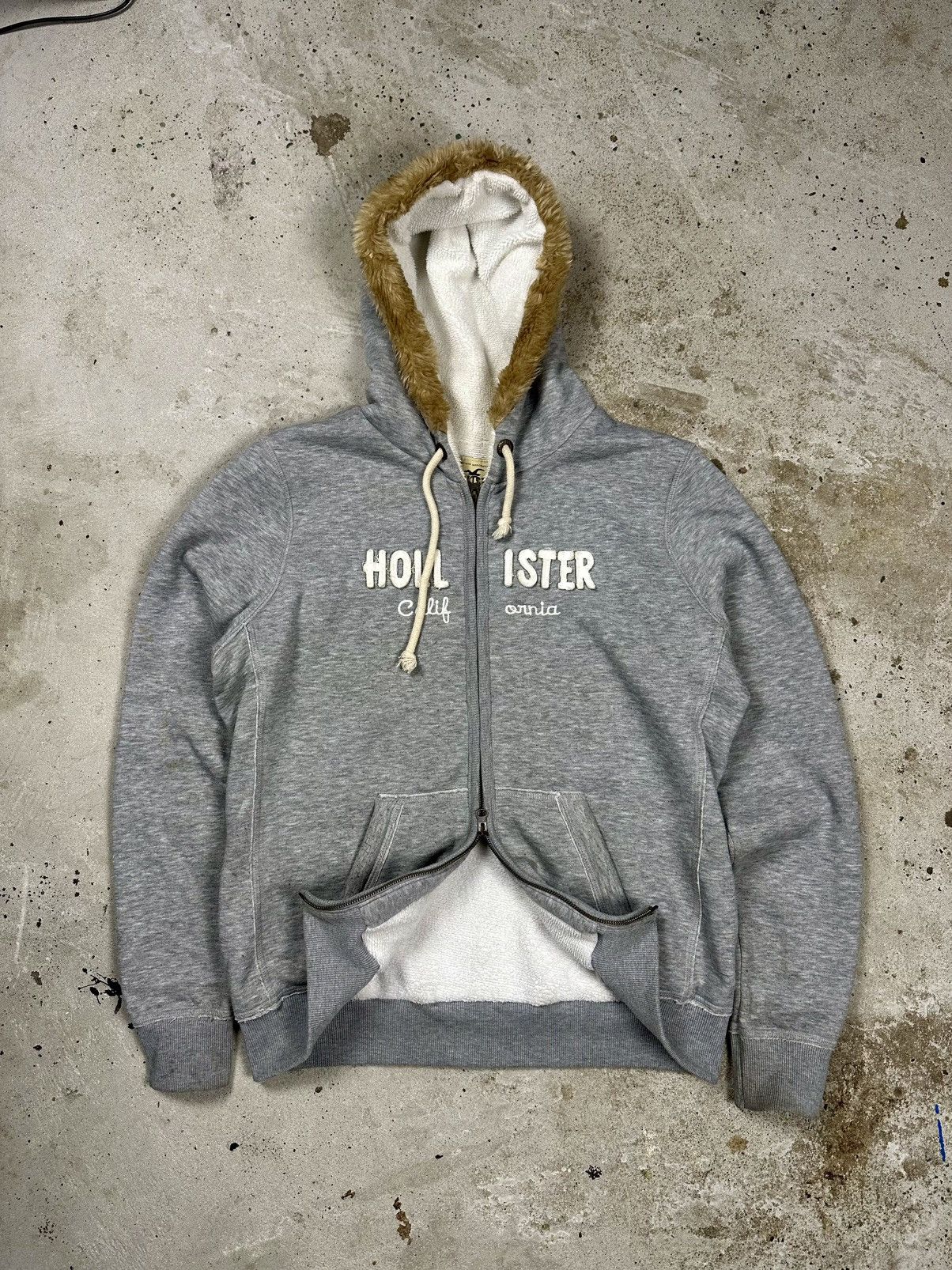 Abercrombie & Fitch Vintage Y2K Hollister Faux Fur Purple Hoodie 2